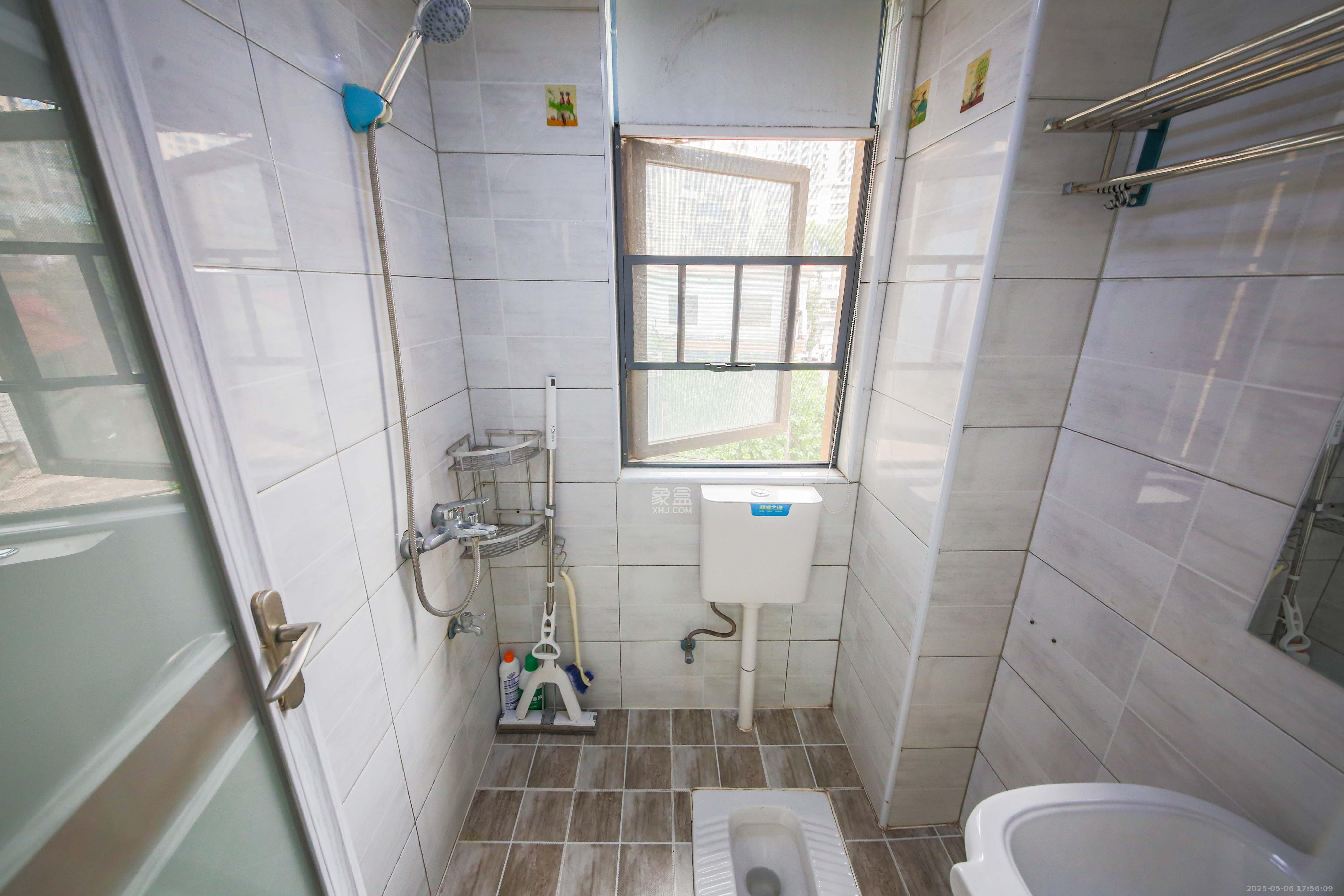 中南红领邦(红星嘉和苑)  1室1厅1卫    34.8万 中南红领邦(红星嘉和苑)  1室1厅1卫    34.8万卫生间