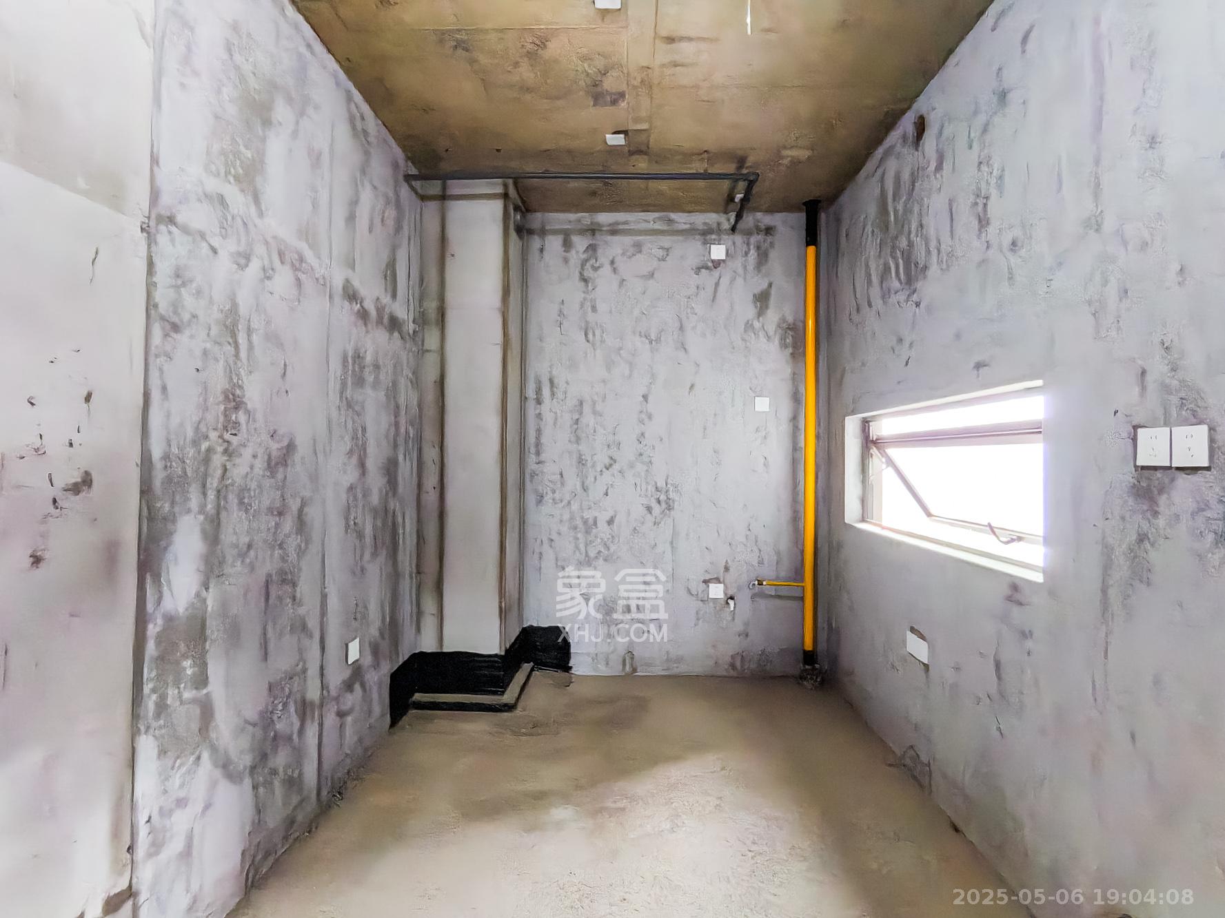 和顺府  4室2厅2卫    114.0万 和顺府  4室2厅2卫    114.0万厨房