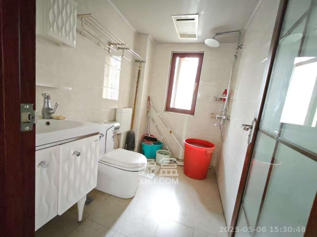 和泓梅溪四季 4室2厅2卫 4500.0元/月 和泓梅溪四季 4室2厅2卫 4500.0元/月室内图