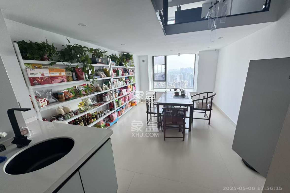 佳兆业云顶都汇 2室0厅0卫 2400.0元/月 佳兆业云顶都汇 2室0厅0卫 2400.0元/月室内图