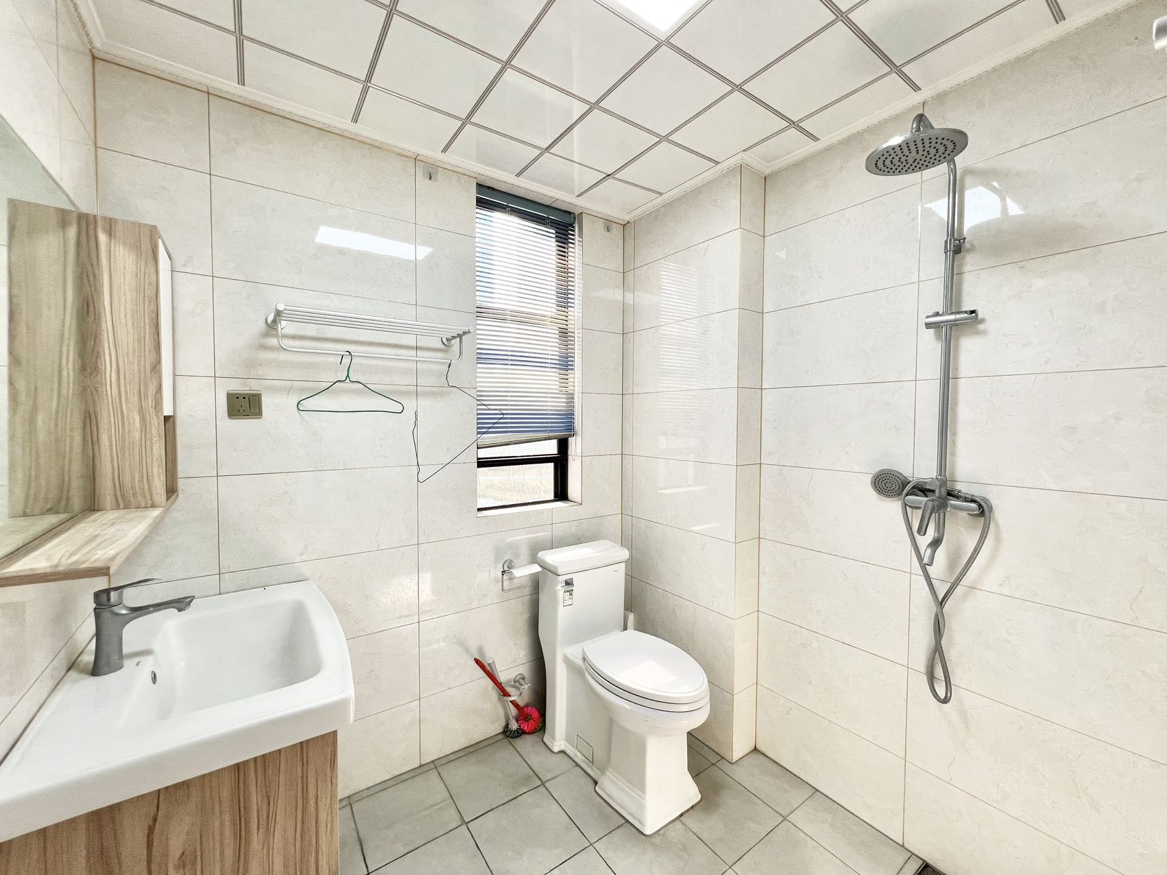 保利中央海岸一二期 4室2厅2卫 3600.0元/月 保利中央海岸一二期 4室2厅2卫 3600.0元/月室内图