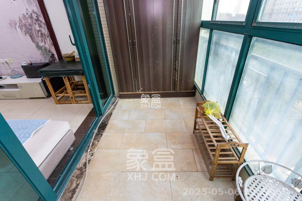 恒大名都  2室2厅2卫    1500.0元/月室内图