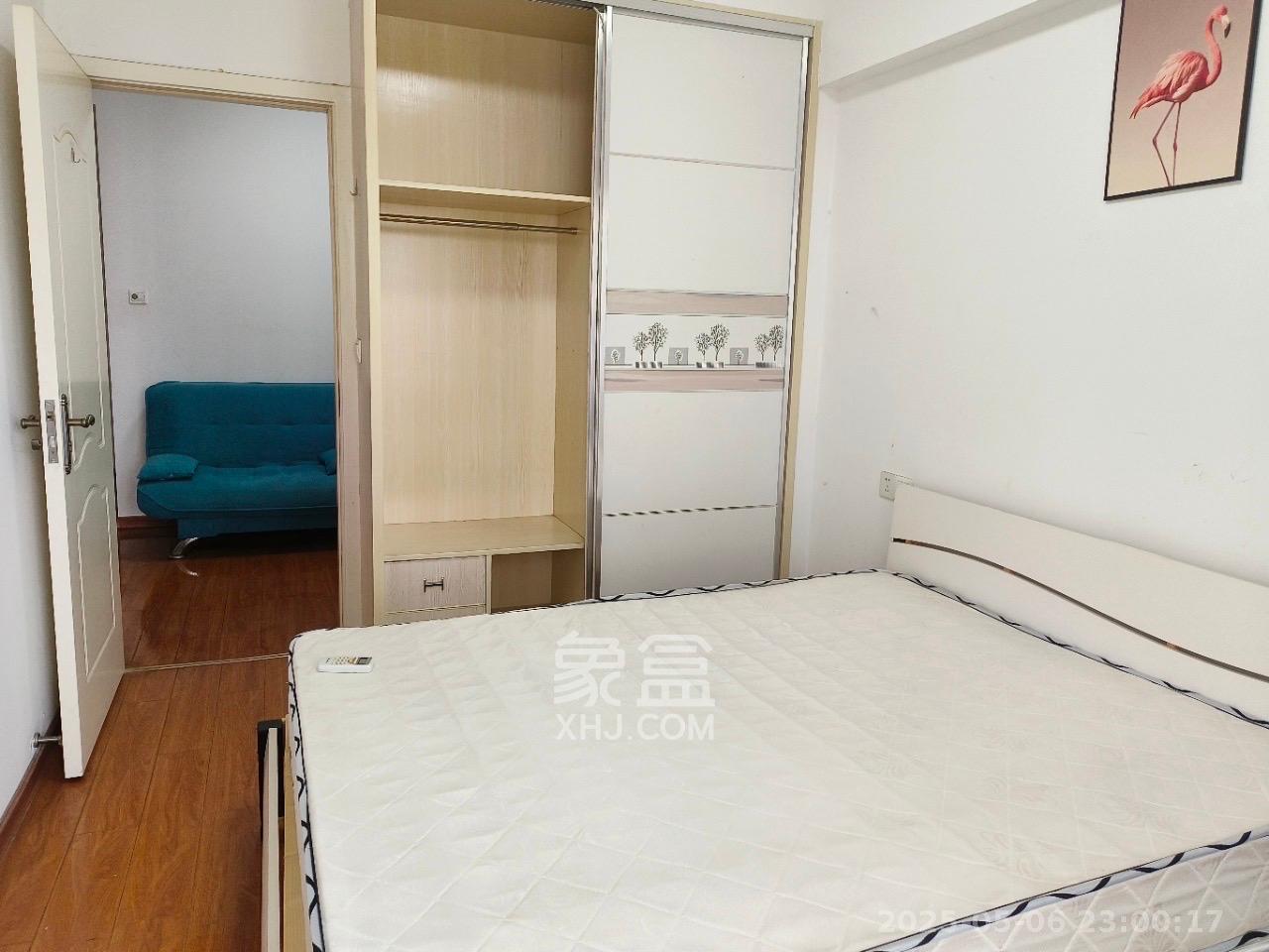 丰园城(鄱阳小区二期) 1室1厅1卫 1200.0元/月 丰园城(鄱阳小区二期) 1室1厅1卫 1200.0元/月室内图