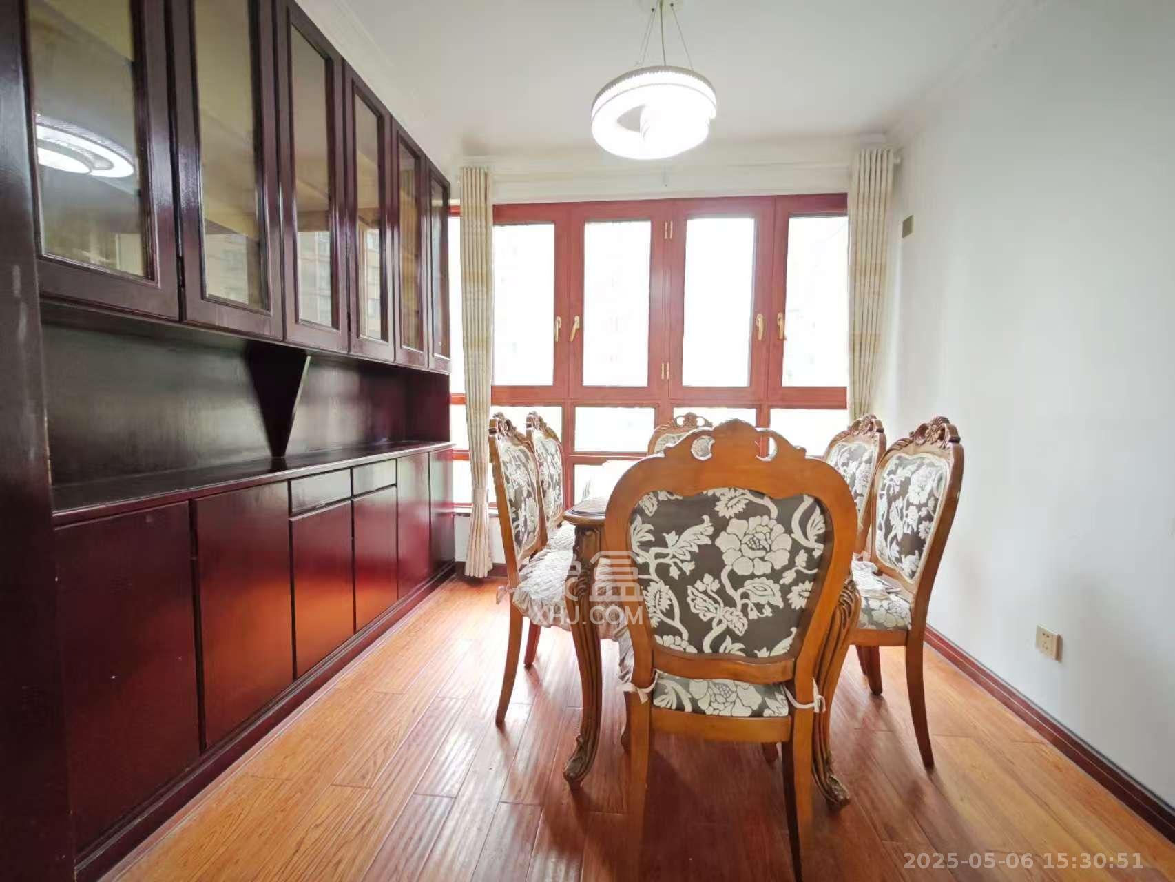 和泓梅溪四季 4室2厅2卫 4500.0元/月 和泓梅溪四季 4室2厅2卫 4500.0元/月室内图