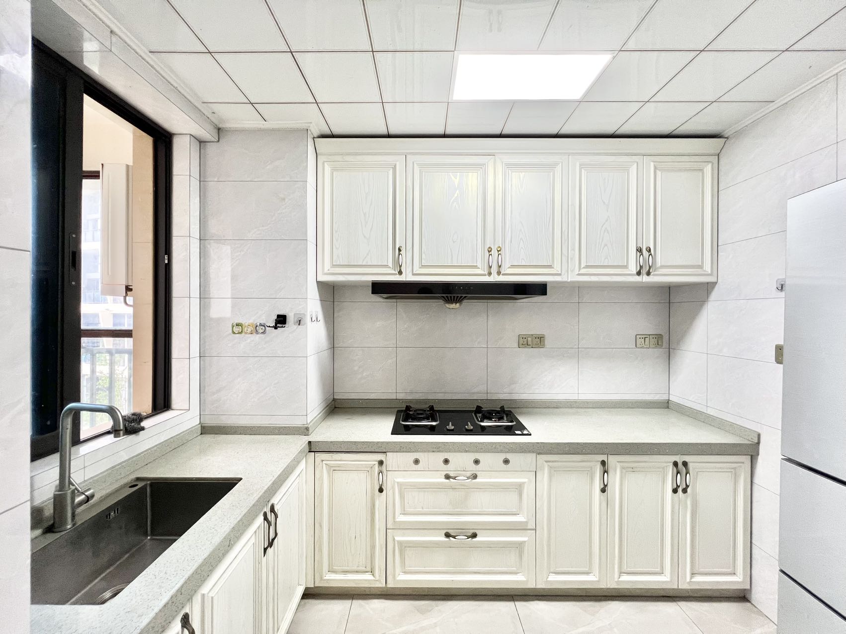 保利中央海岸一二期 4室2厅2卫 3600.0元/月 保利中央海岸一二期 4室2厅2卫 3600.0元/月室内图