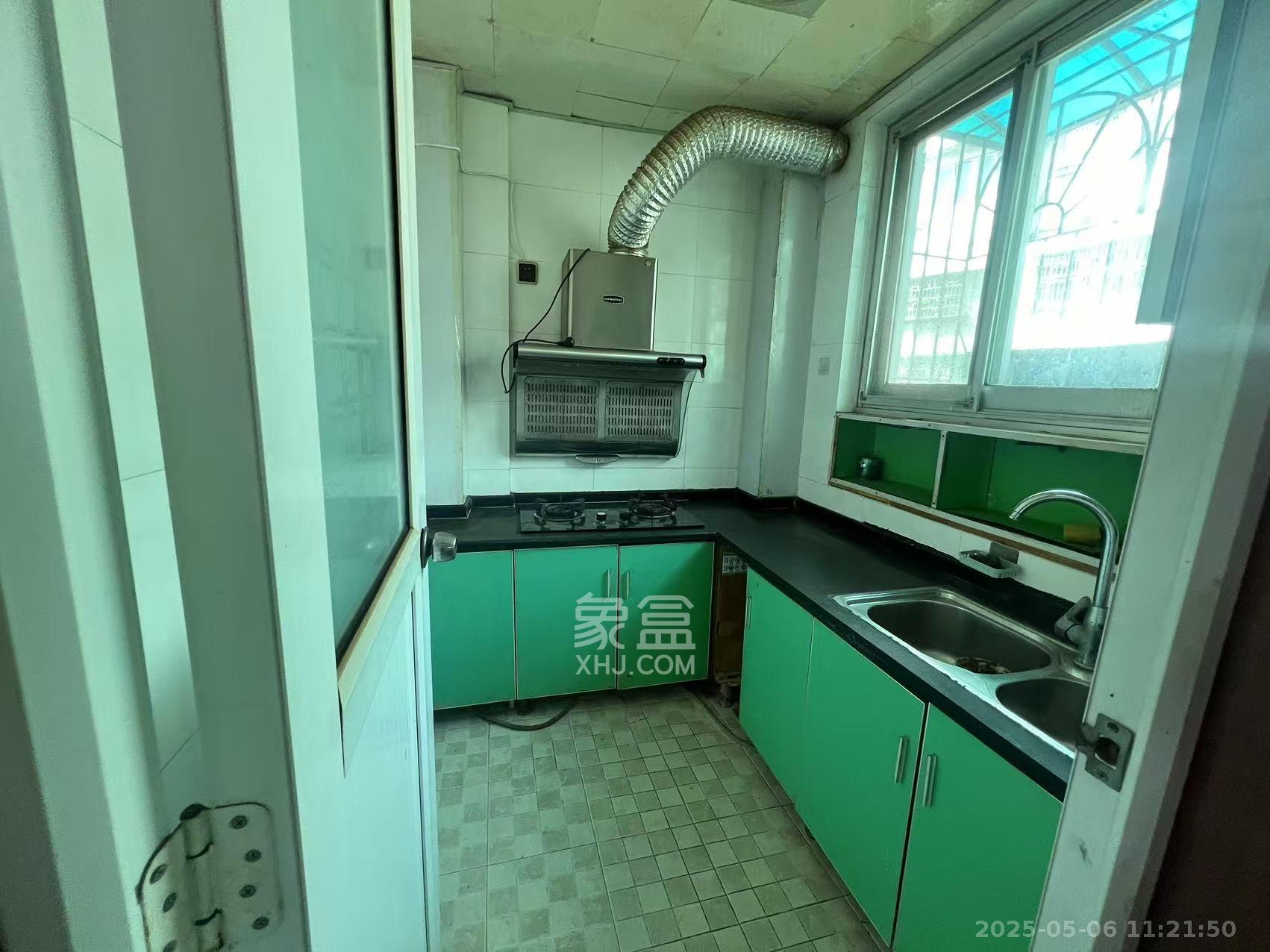 建湘南路153号  2室1厅1卫   1600.00元/月室内图