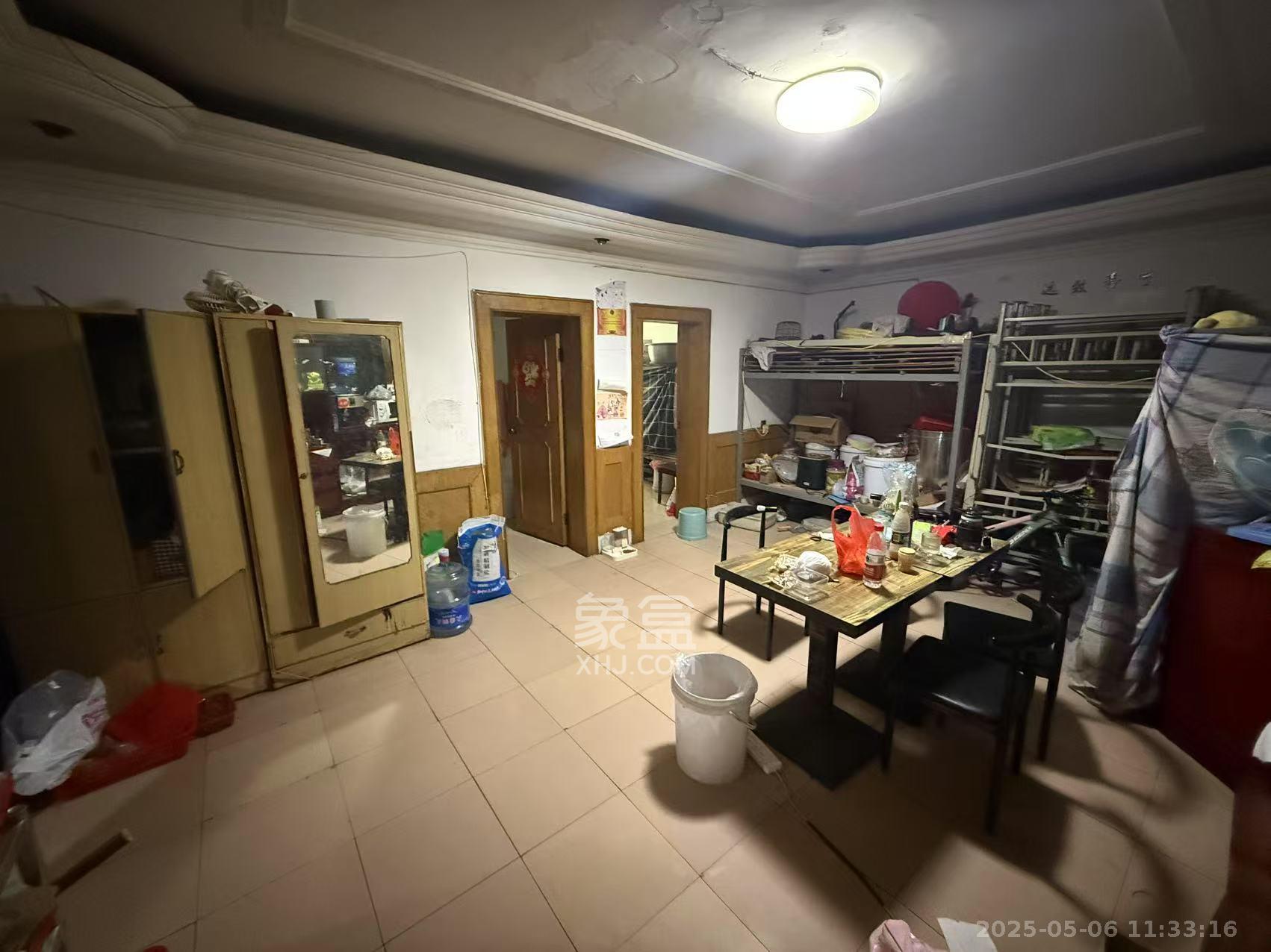 吉景小区  3室1厅1卫    2800.0元/月室内图