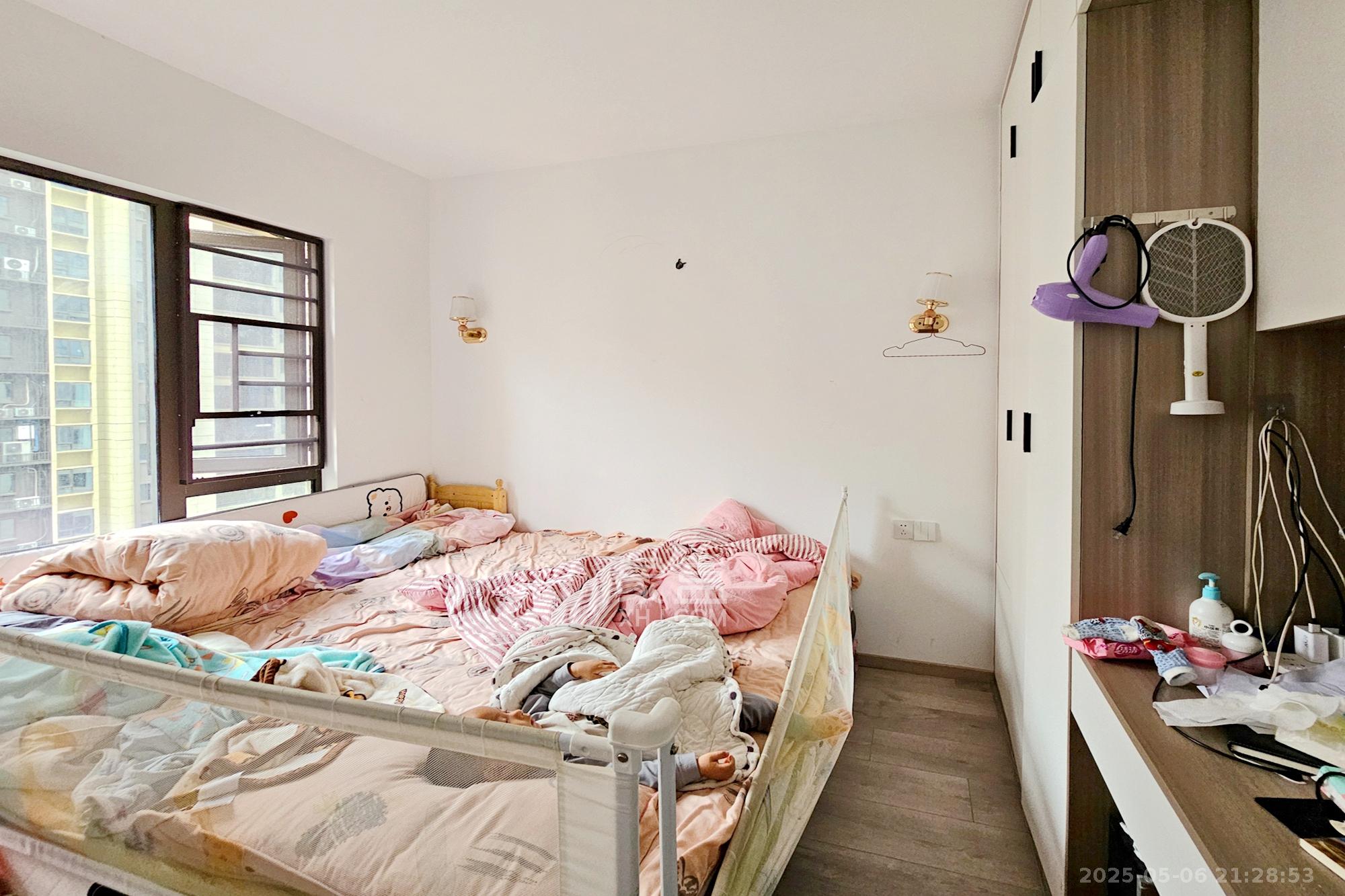 阳光城尚东湾蓝莓苑  3室2厅1卫    95.0万 阳光城尚东湾蓝莓苑  3室2厅1卫    95.0万卧室