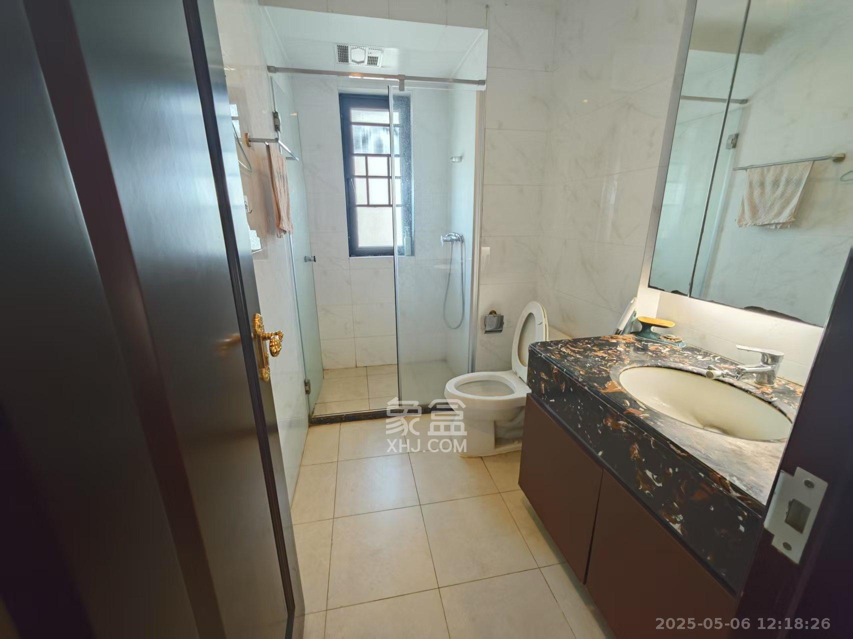 恒大御景天下城一期  3室2厅2卫    2400.0元/月 恒大御景天下城一期  3室2厅2卫    2400.0元/月室内图