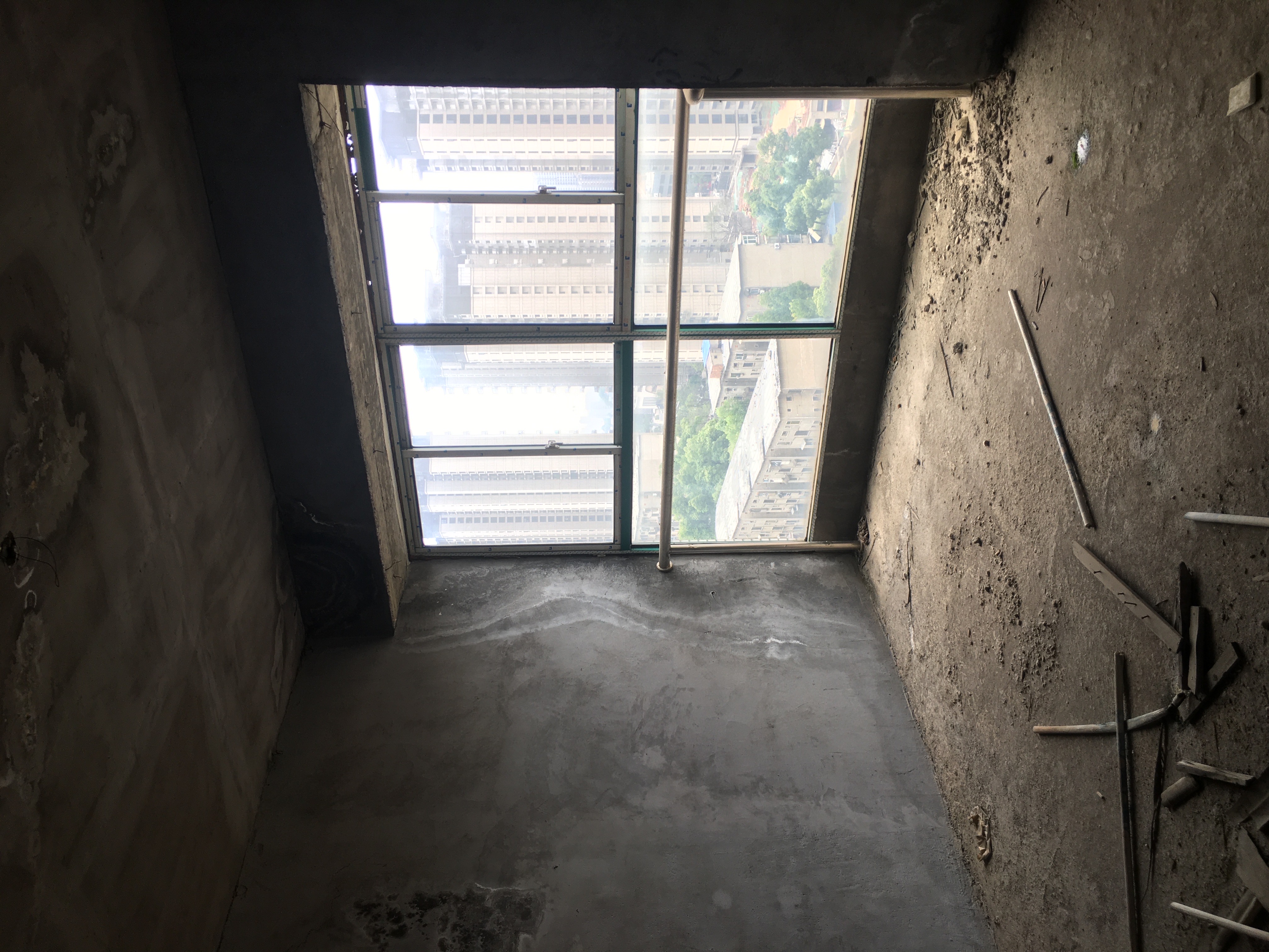 家和兴苑  3室2厅2卫    48.8万 家和兴苑  3室2厅2卫    48.8万客厅