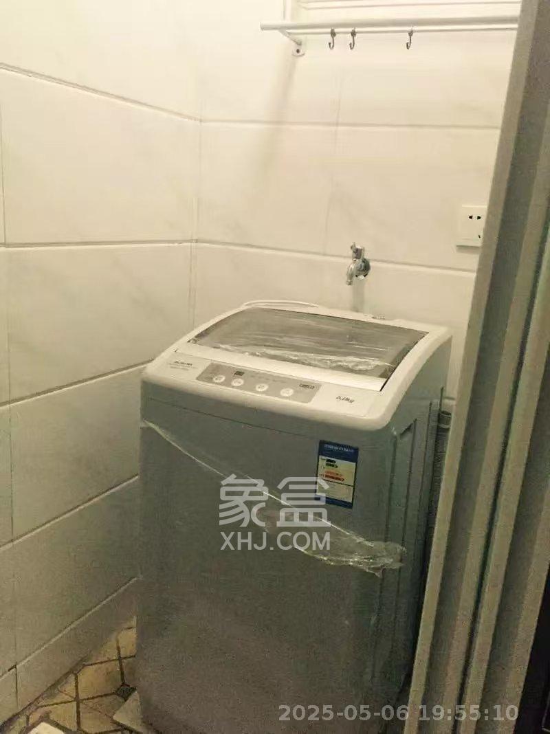 湘绣城  2室1厅1卫   950.00元/月室内图