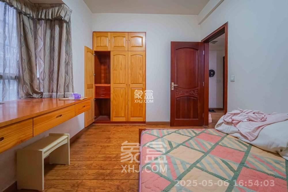 城市山水豪园（山水城市风景）  3室2厅2卫   2600.00元/月室内图