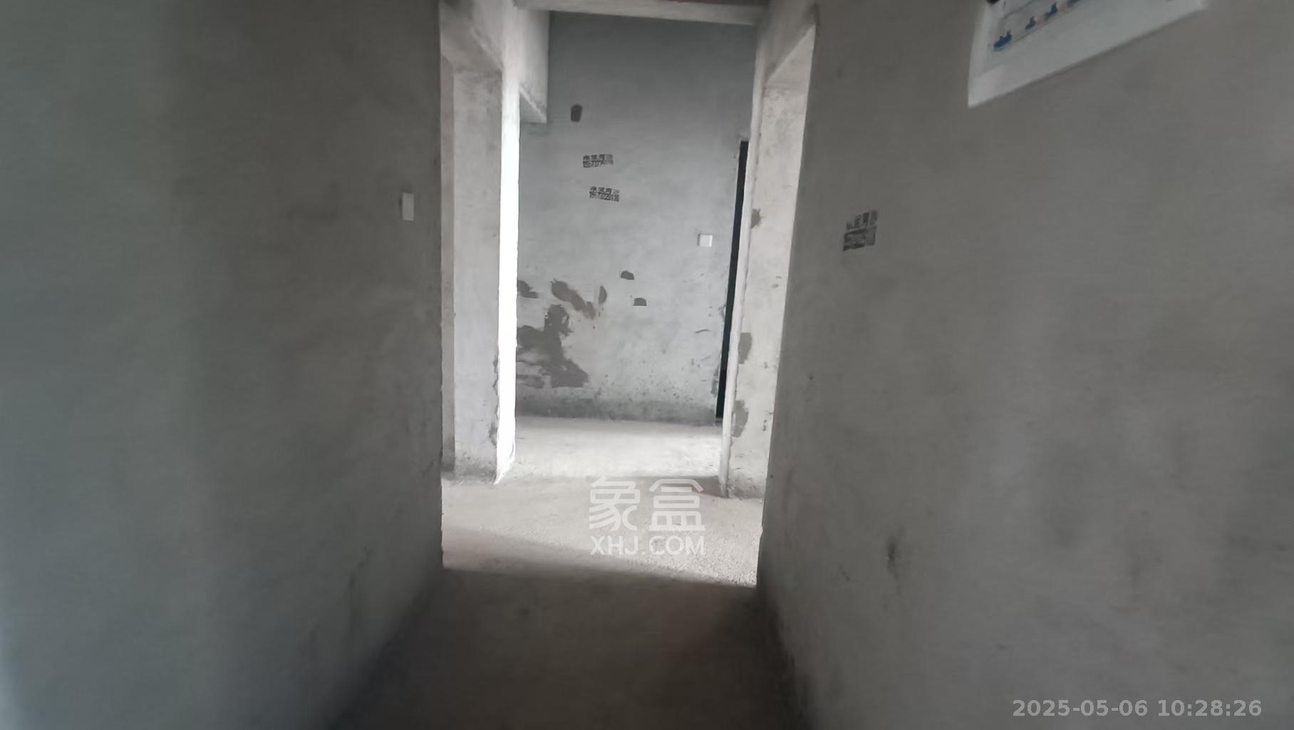 天元广场玺园  4室2厅1卫   75.80万室内图