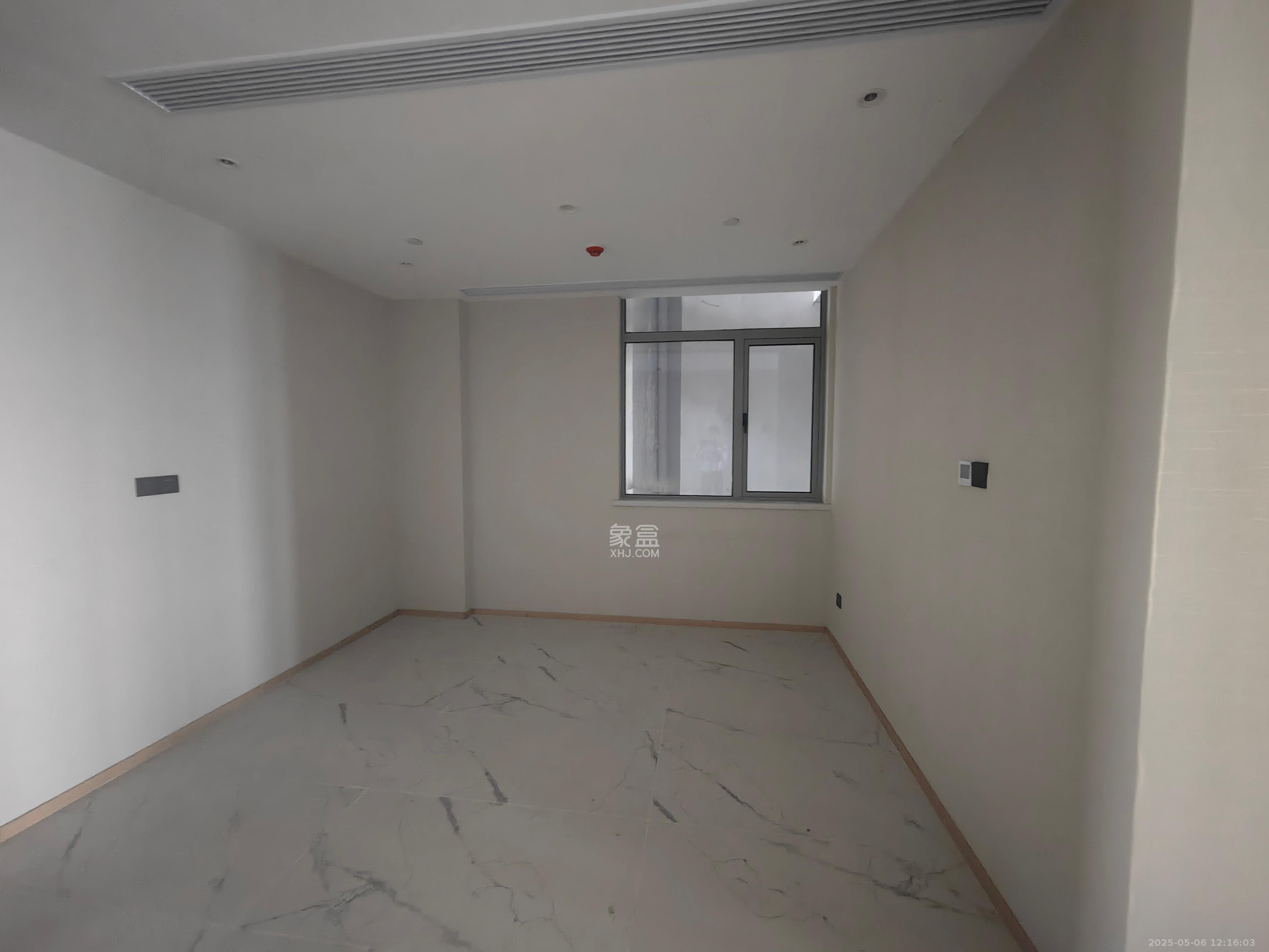 正荣梅溪紫阙台 4室2厅3卫 9000.0元/月 正荣梅溪紫阙台 4室2厅3卫 9000.0元/月室内图