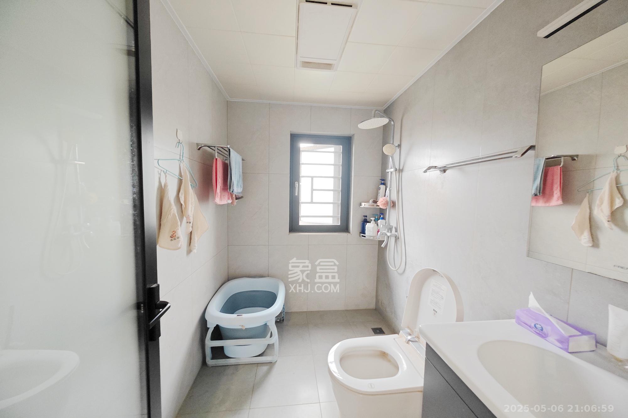 保利大都汇一期、二期  4室2厅2卫    167.0万 保利大都汇一期、二期  4室2厅2卫    167.0万其他