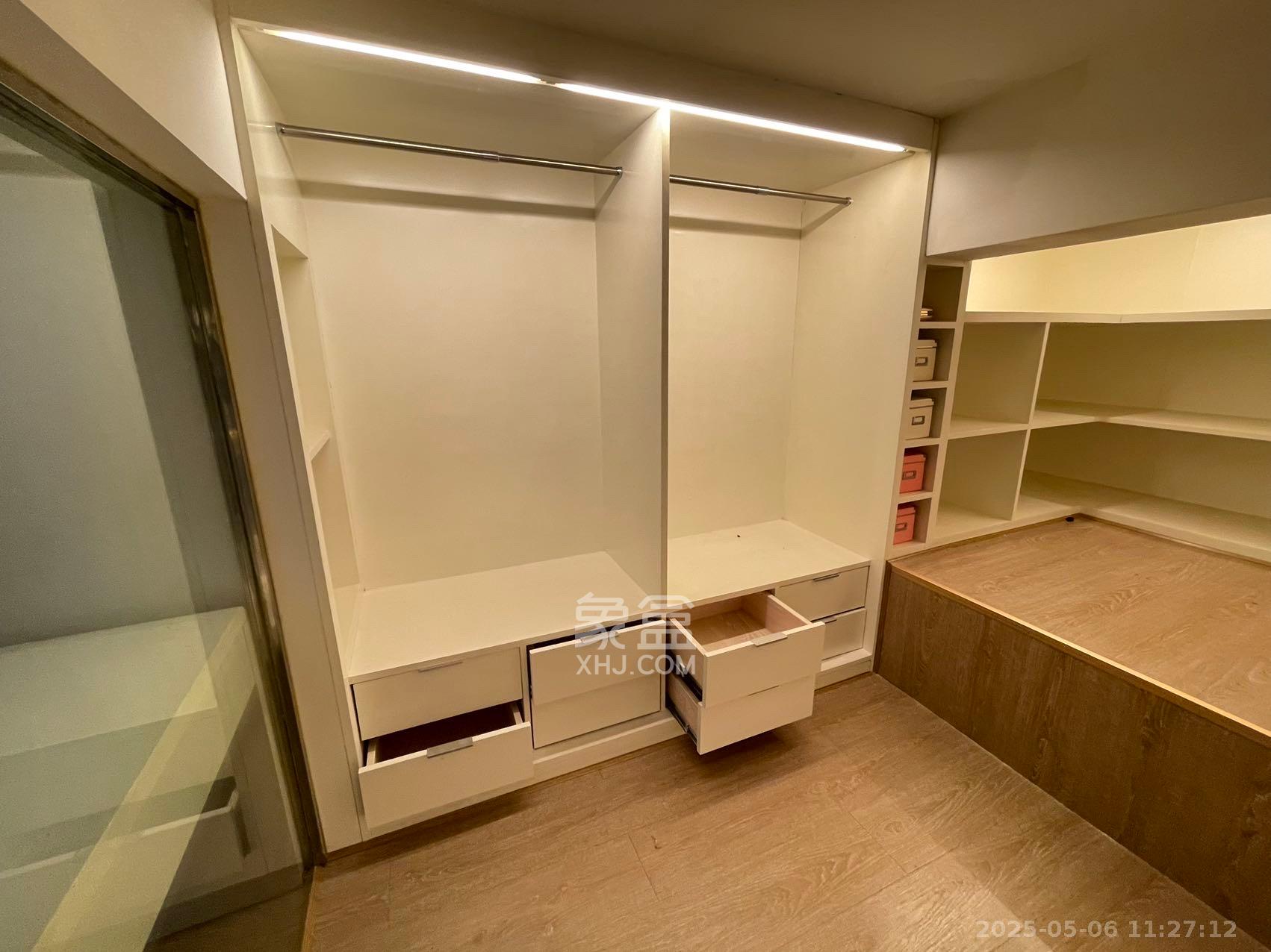 洋湖时代  1室1厅1卫   1700.00元/月室内图