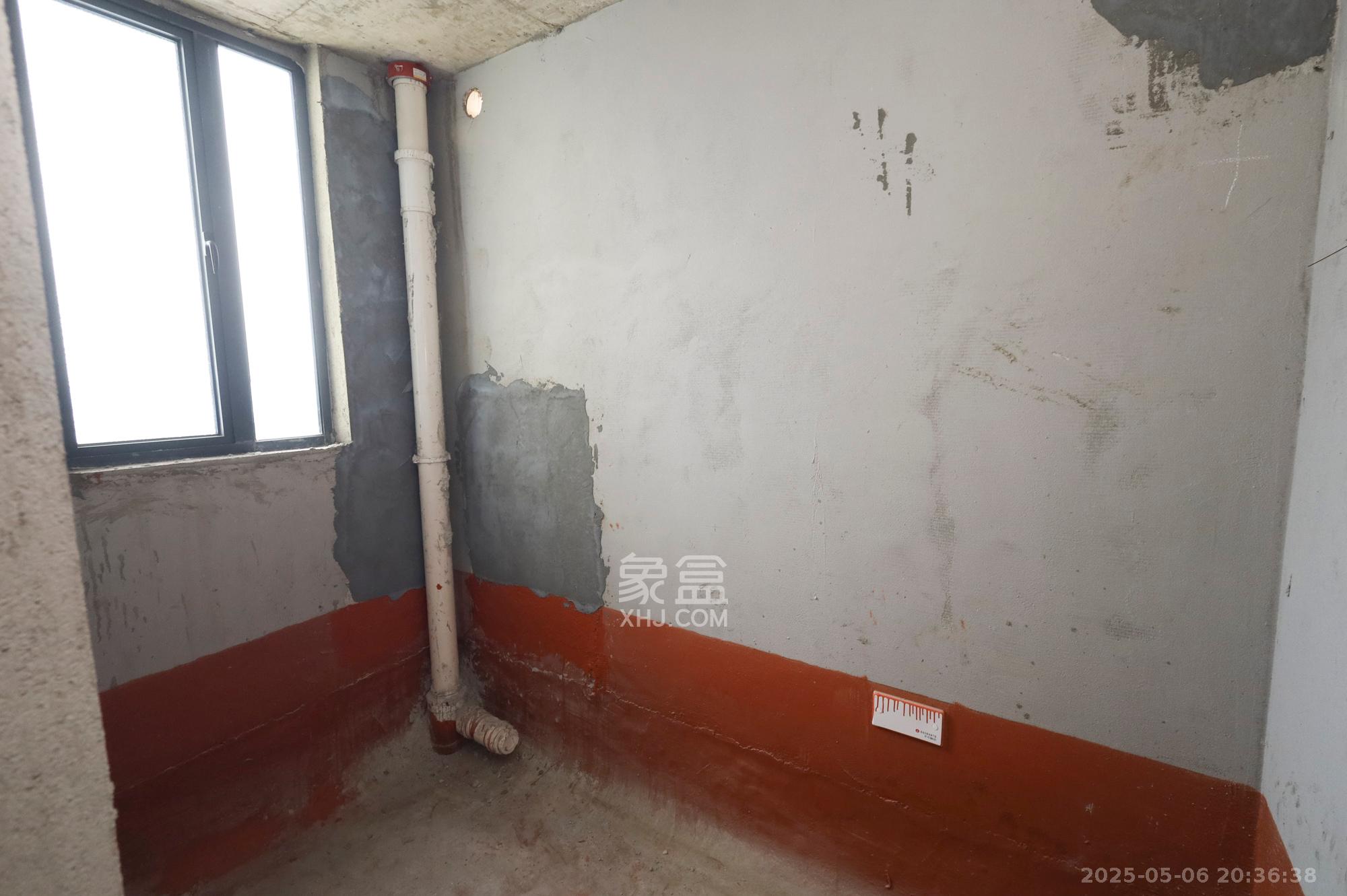 南璟滨江书苑  4室2厅2卫    62.0万 南璟滨江书苑  4室2厅2卫    62.0万卫生间