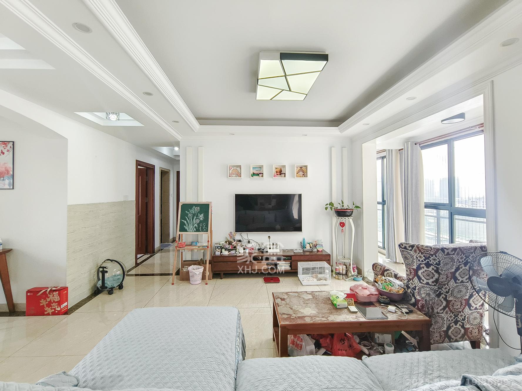 筑梦星园  4室2厅2卫    98.6万 筑梦星园  4室2厅2卫    98.6万客厅