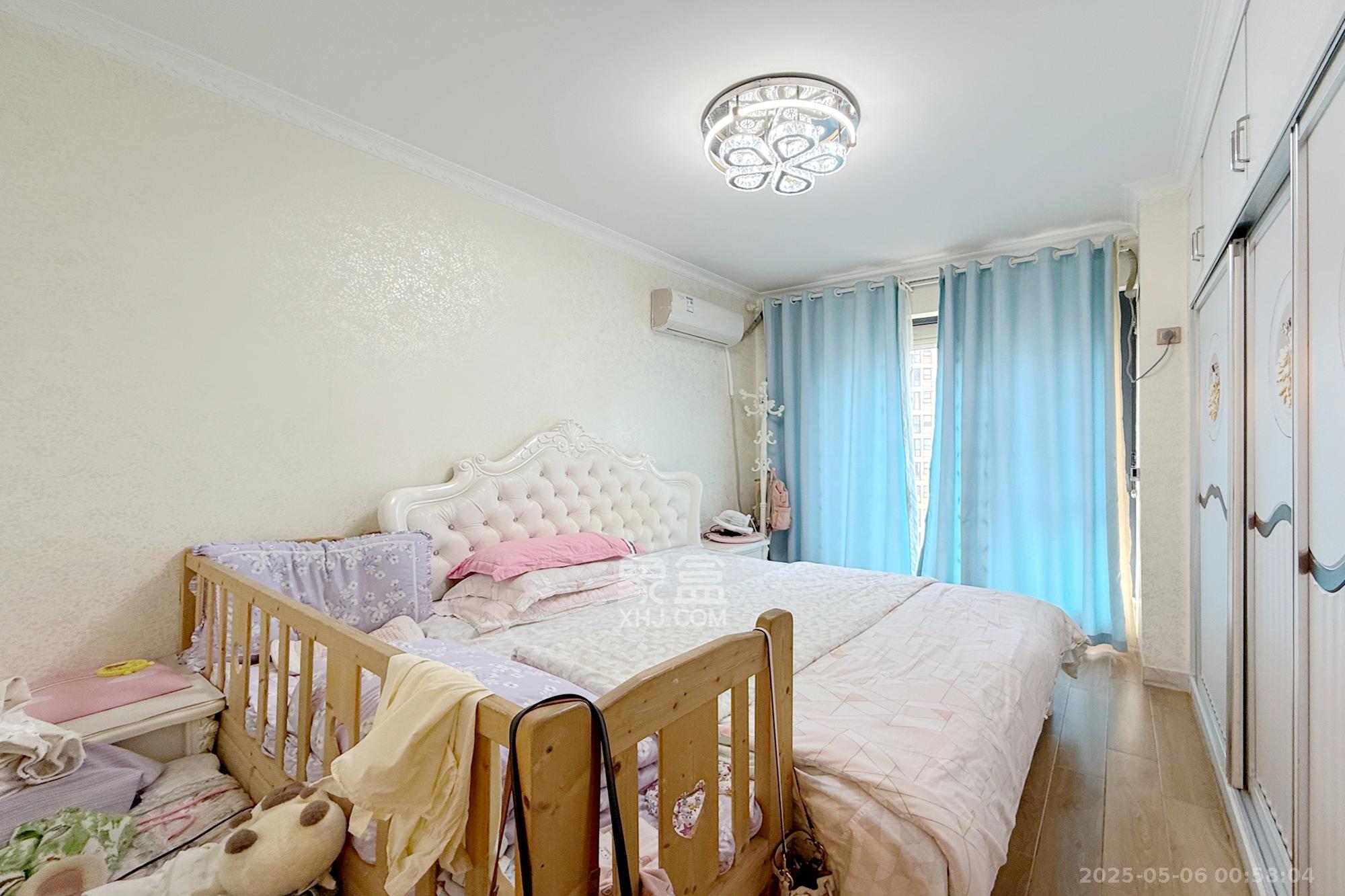 明发国际城 3室2厅2卫 90.0万 明发国际城 3室2厅2卫 90.0万卧室