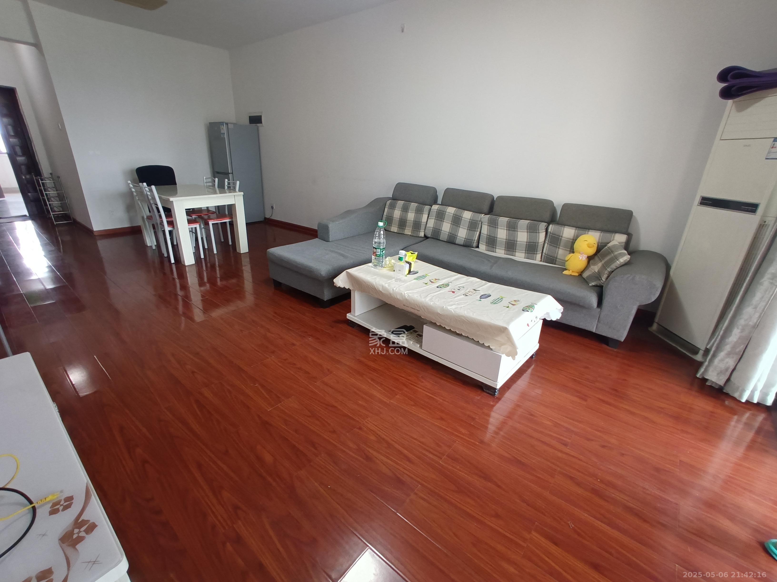 剑桥名门 2室2厅1卫 1900.0元/月 剑桥名门 2室2厅1卫 1900.0元/月室内图