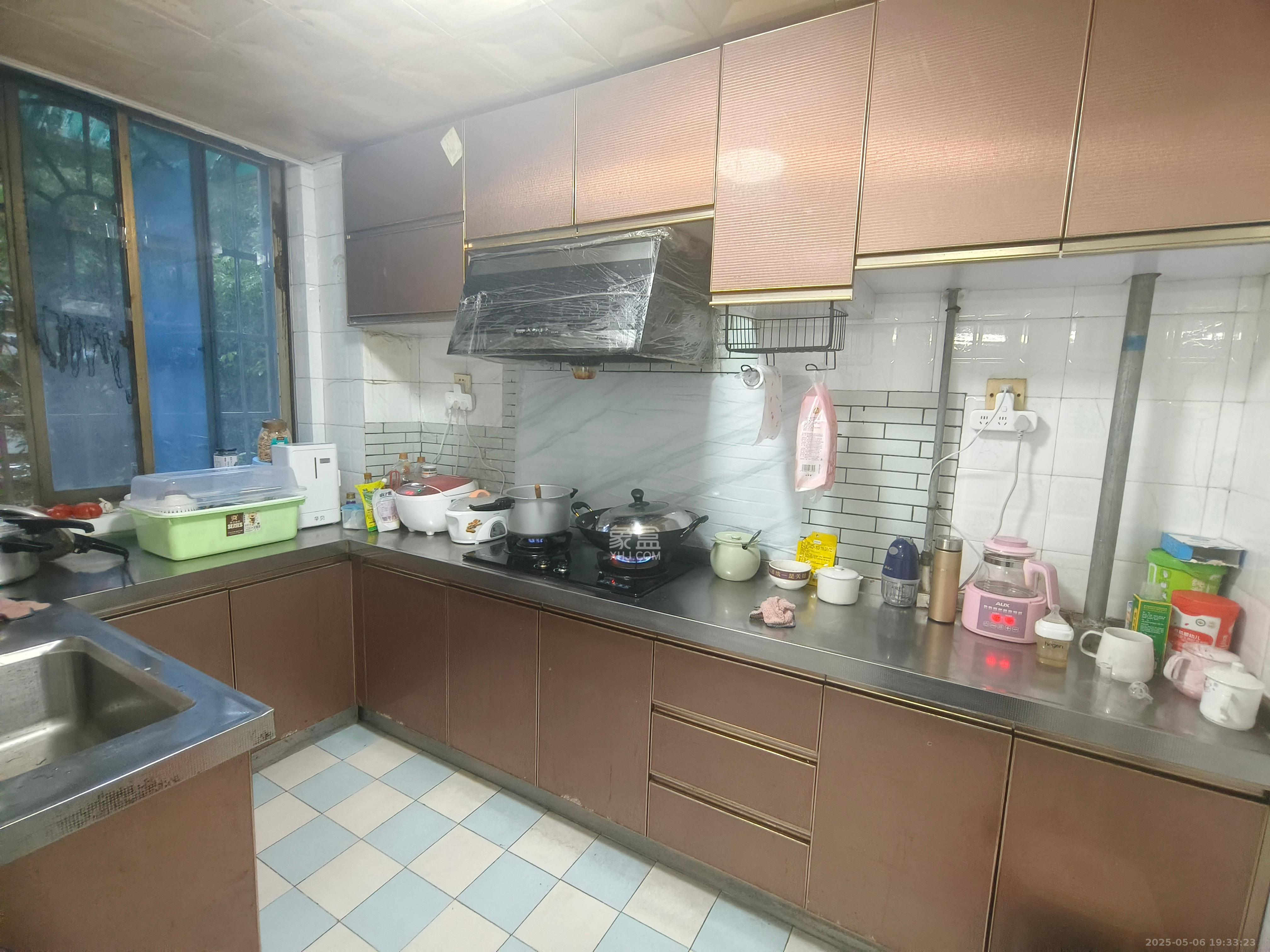 东南明苑  2室1厅1卫   1800.00元/月室内图