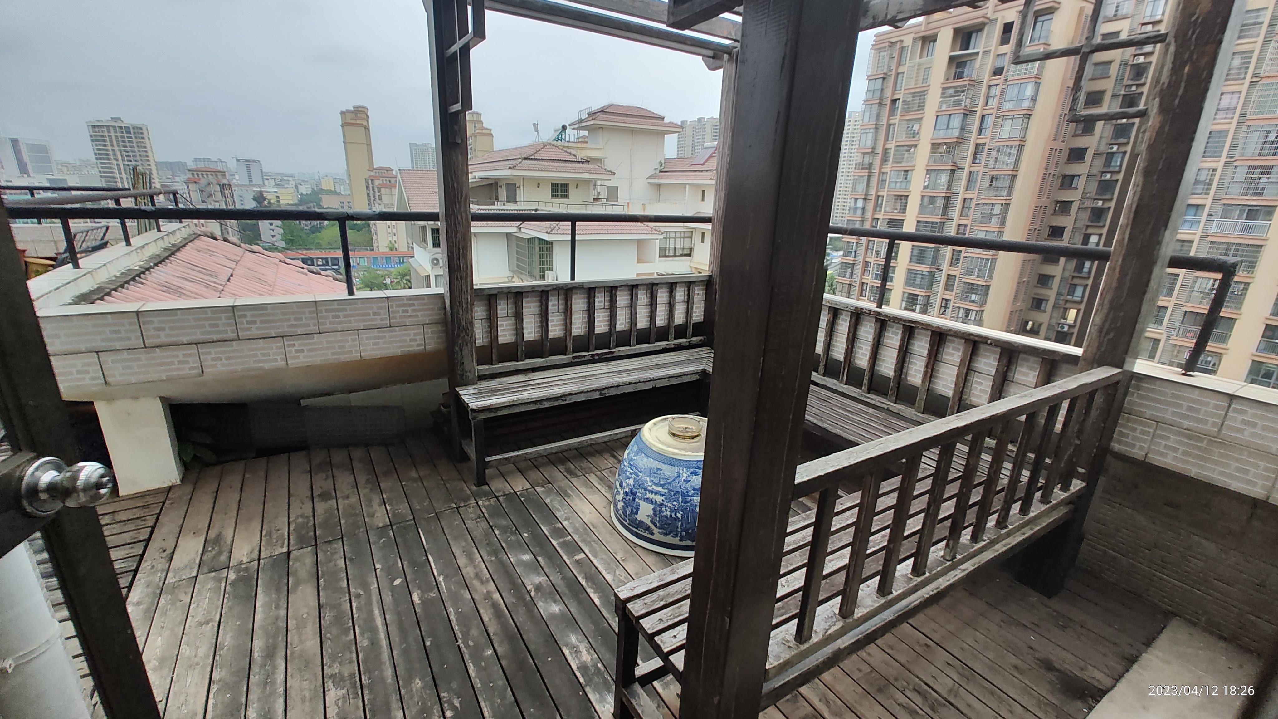 南海绿洲 4室2厅3卫 4500.0元/月 南海绿洲 4室2厅3卫 4500.0元/月室内图