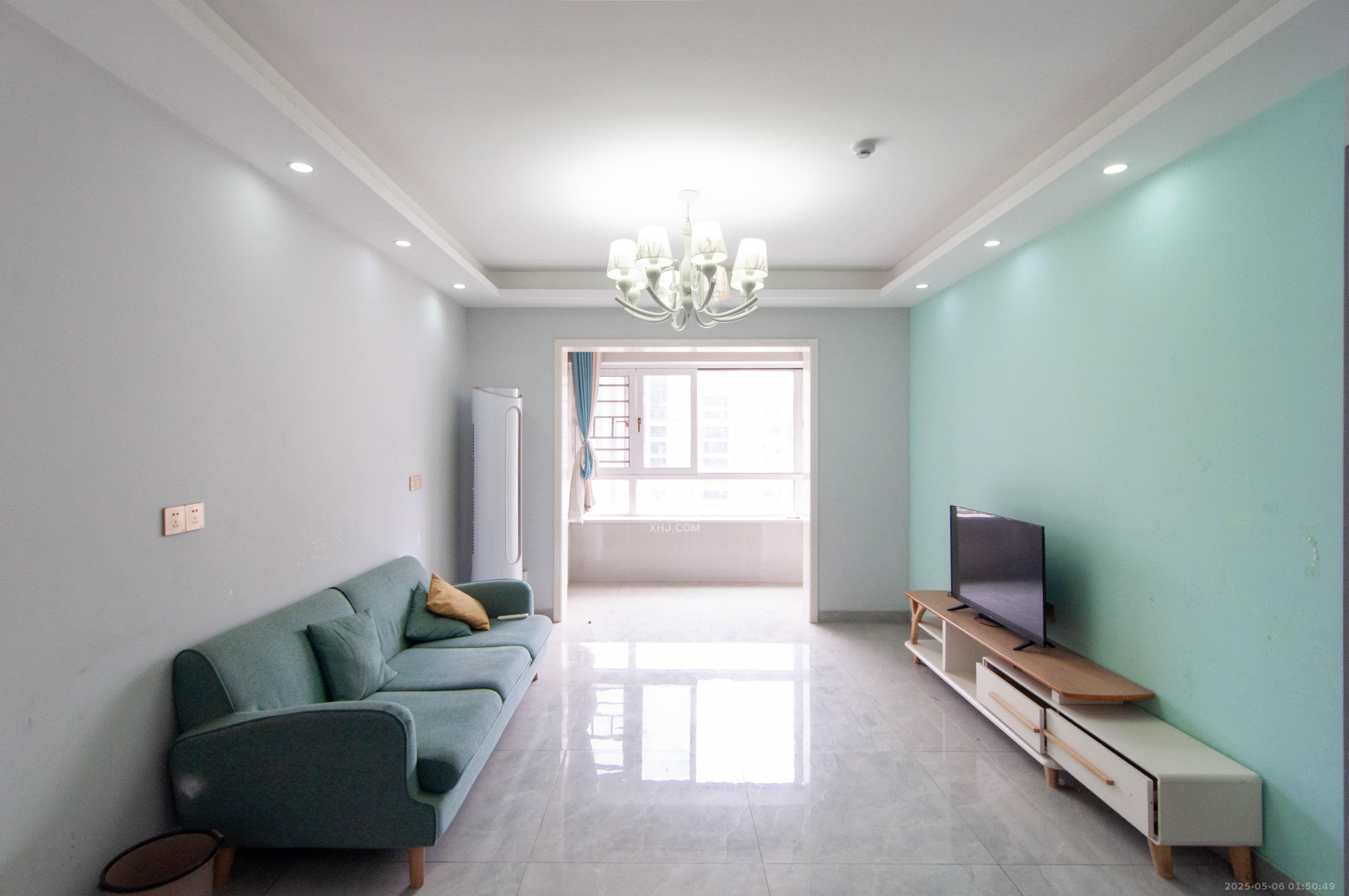 卓越浅水湾 3室2厅2卫 115.0万 卓越浅水湾 3室2厅2卫 115.0万客厅