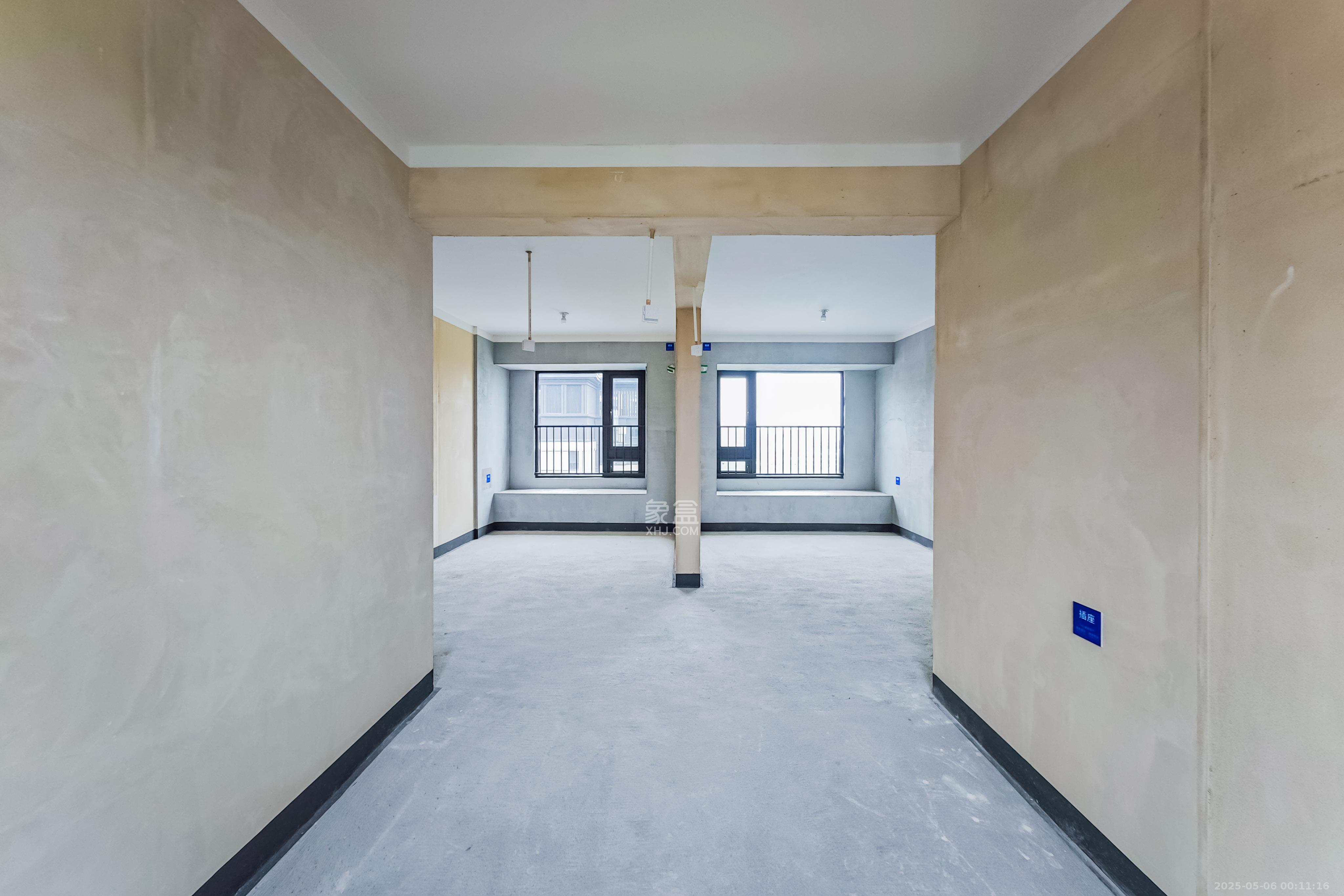 建发玖洲观澜  4室2厅2卫   182.00万其他