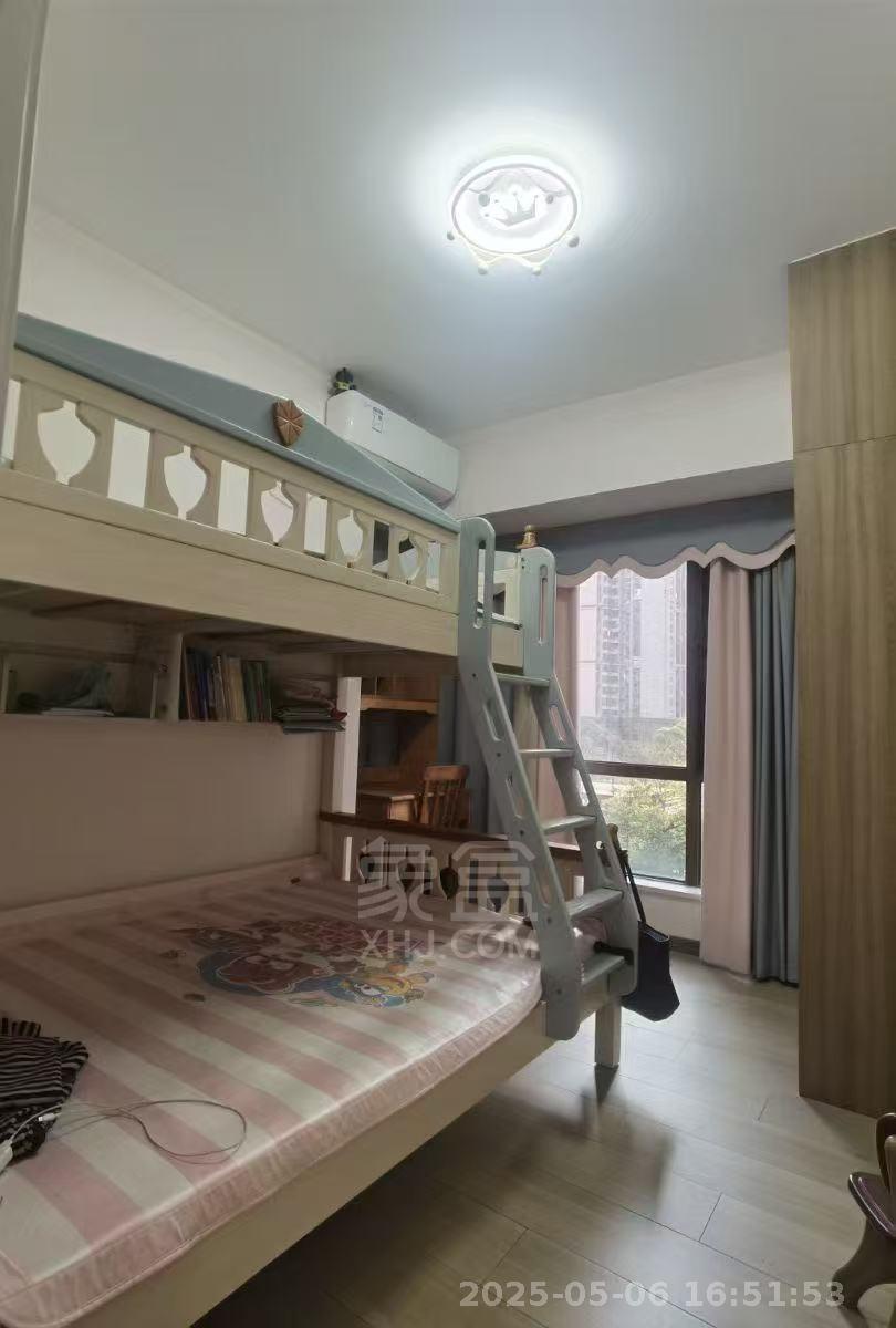 金轮津桥华府 3室2厅1卫 2100.0元/月 金轮津桥华府 3室2厅1卫 2100.0元/月室内图