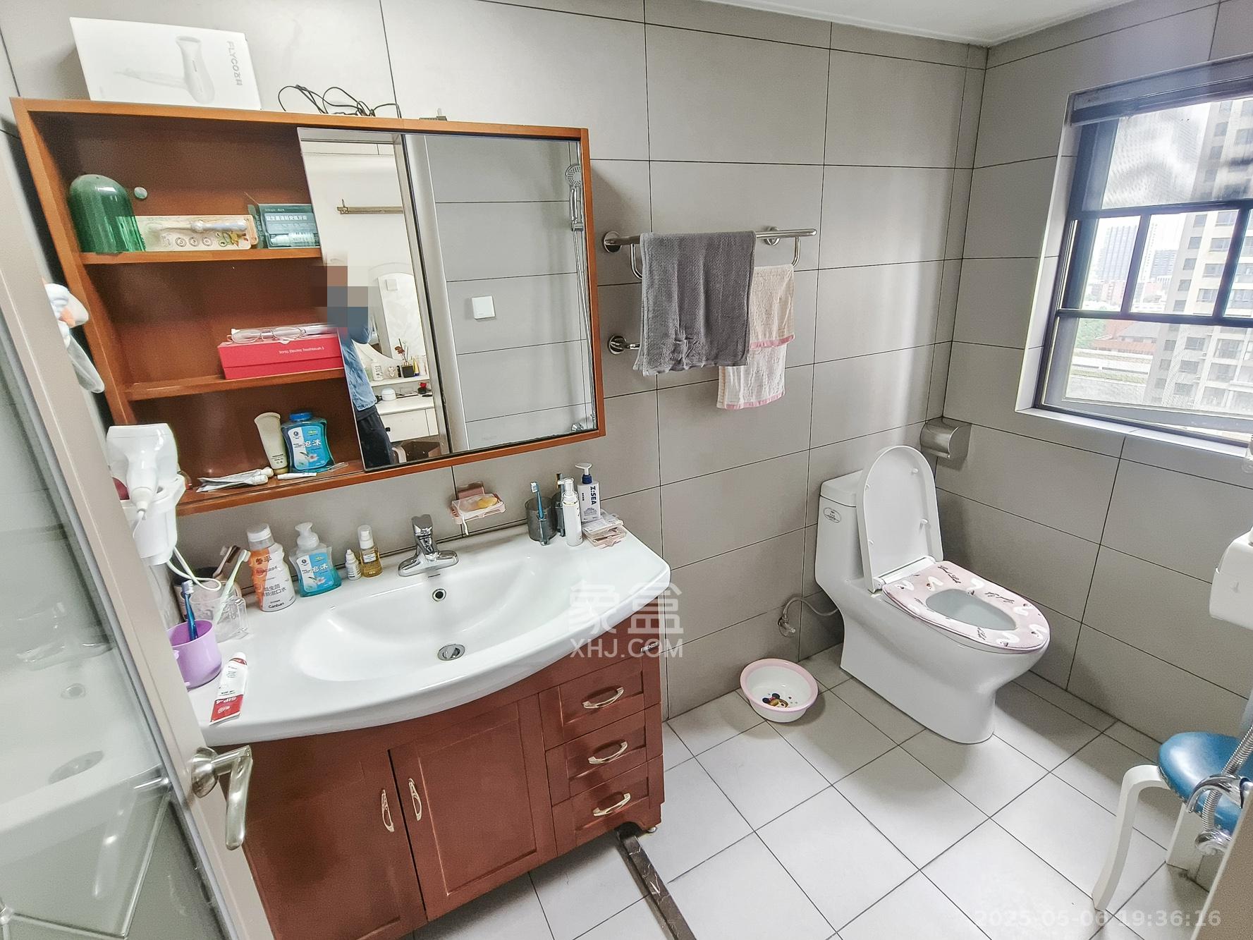 筑梦星园  4室2厅2卫    98.6万 筑梦星园  4室2厅2卫    98.6万卫生间