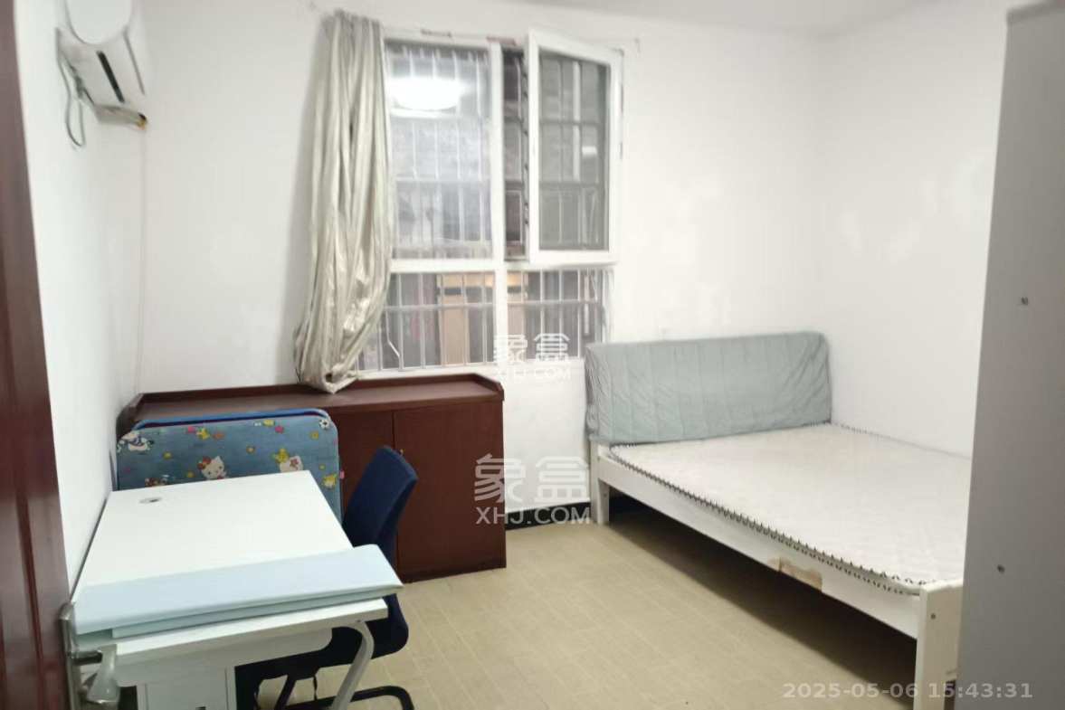 师敬湾巷散盘 1室1厅1卫 1600.0元/月 师敬湾巷散盘 1室1厅1卫 1600.0元/月室内图