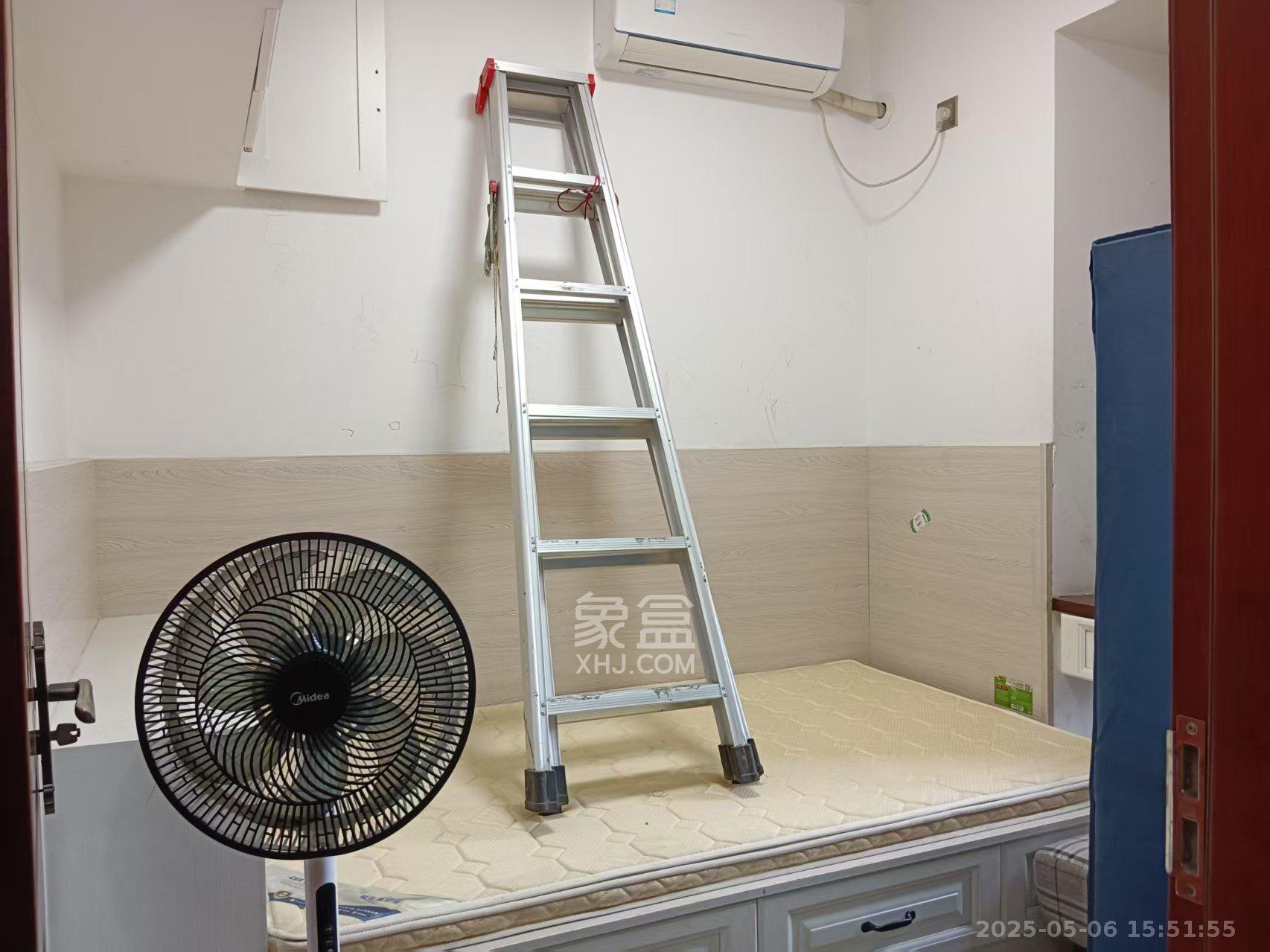 保利麓谷林语A区  3室2厅2卫   2800.00元/月室内图