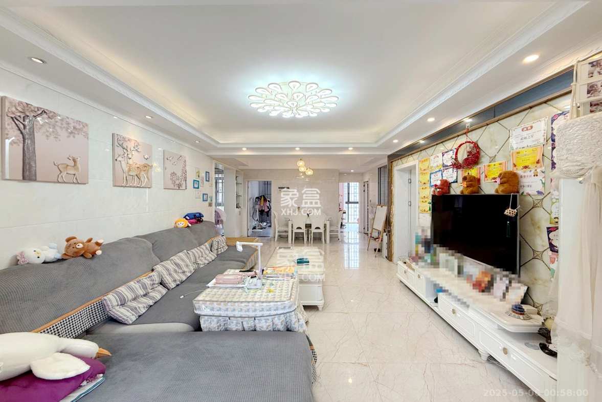 明发国际城 3室2厅2卫 90.0万 明发国际城 3室2厅2卫 90.0万客厅