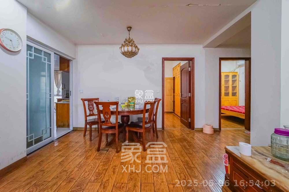 城市山水豪园（山水城市风景）  3室2厅2卫   2600.00元/月室内图