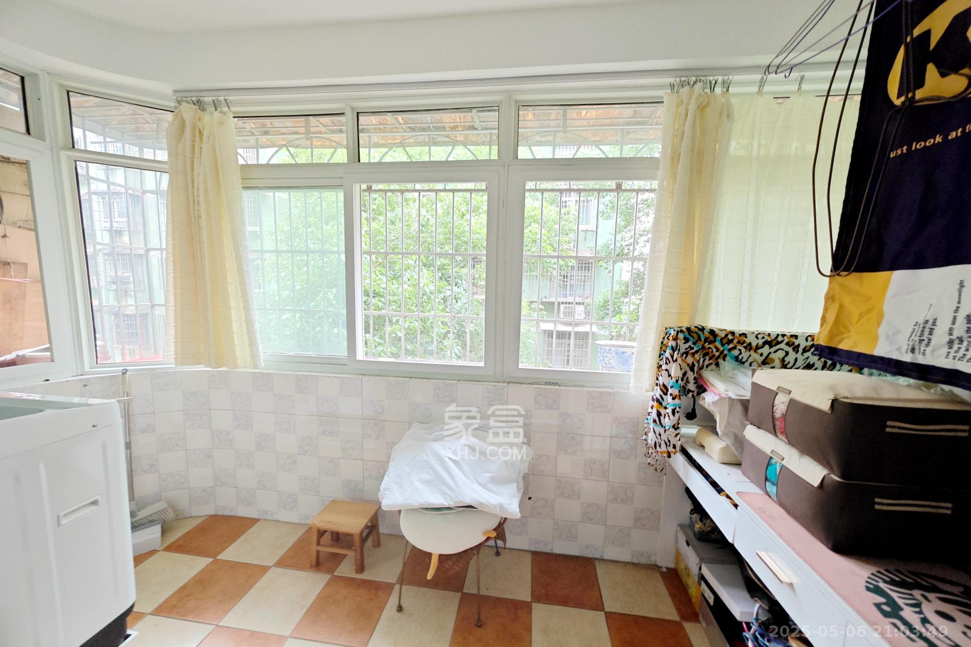 恒达时代花园 2室2厅1卫 58.0万 恒达时代花园 2室2厅1卫 58.0万阳台