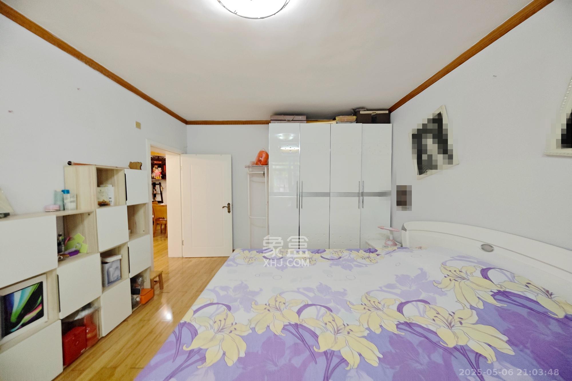 恒达时代花园 2室2厅1卫 58.0万 恒达时代花园 2室2厅1卫 58.0万卧室