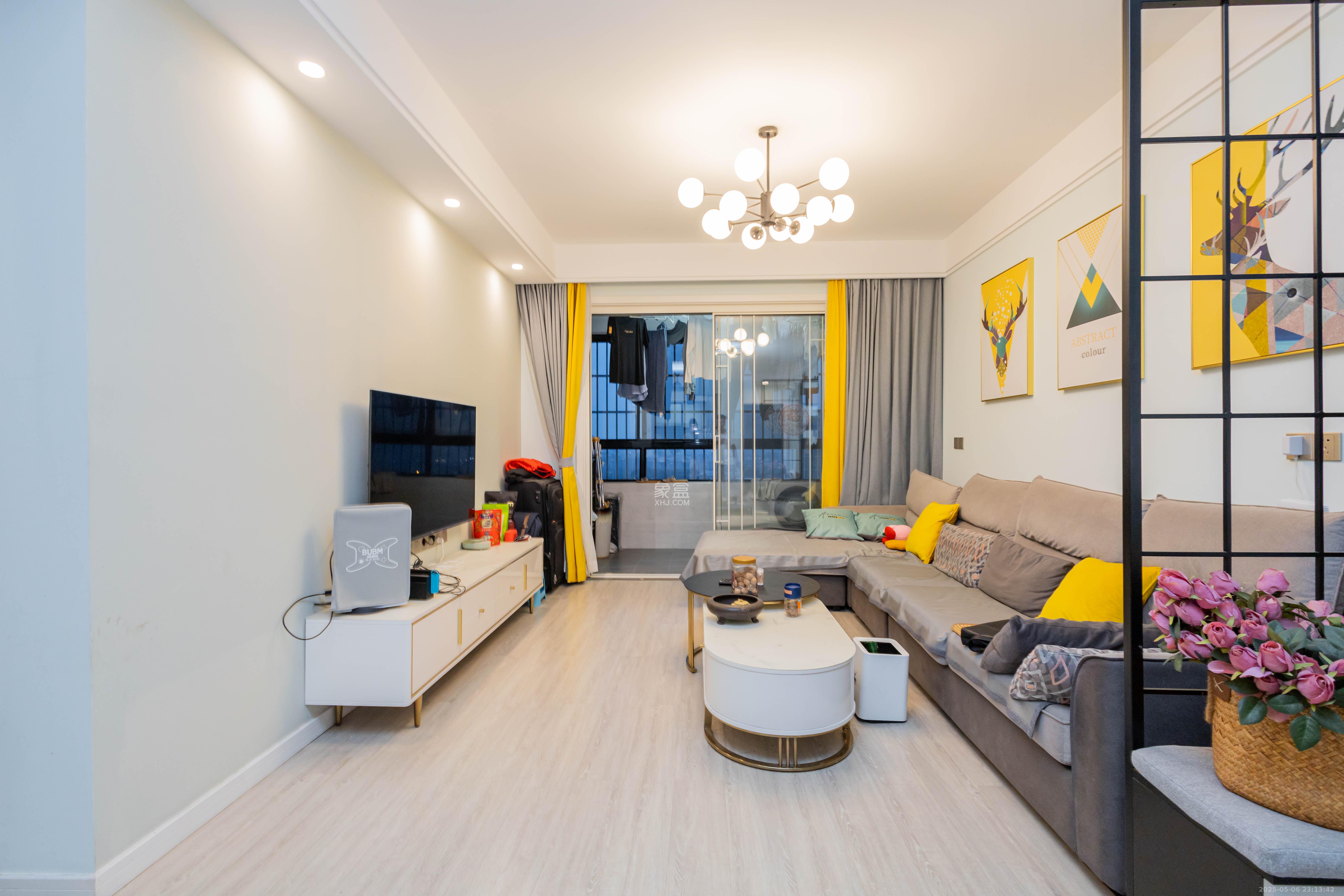 辉宏橄榄城 3室2厅1卫 69.8万 辉宏橄榄城 3室2厅1卫 69.8万客厅