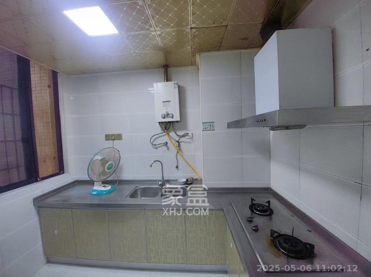 康斯丹郡(融程领秀佳园)  3室2厅2卫    2000.0元/月 康斯丹郡(融程领秀佳园)  3室2厅2卫    2000.0元/月室内图