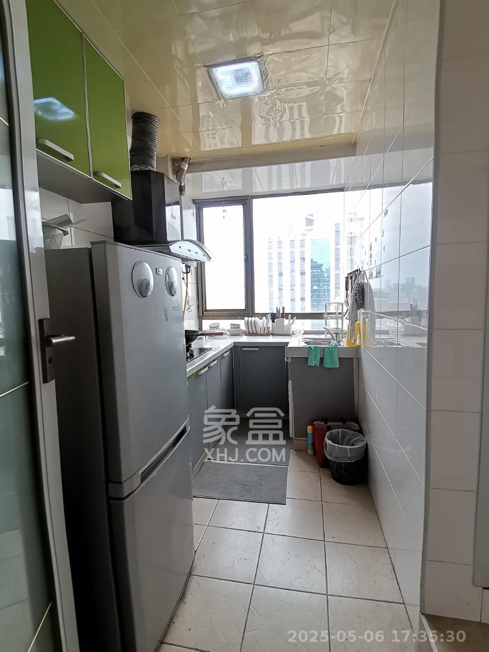 东上一品  2室1厅1卫   2200.00元/月室内图