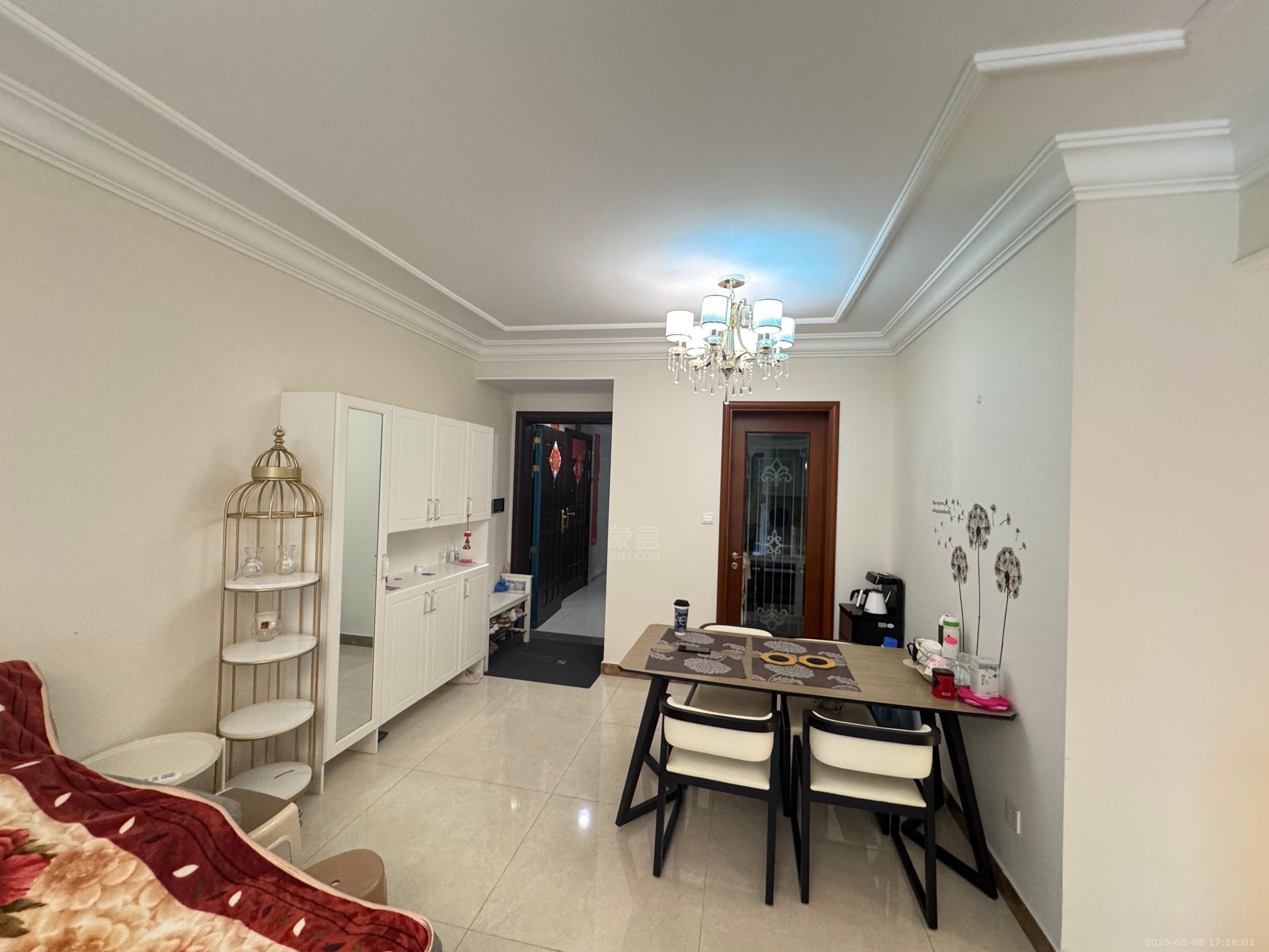 恒大华府 3室2厅2卫 2200.0元/月 恒大华府 3室2厅2卫 2200.0元/月室内图