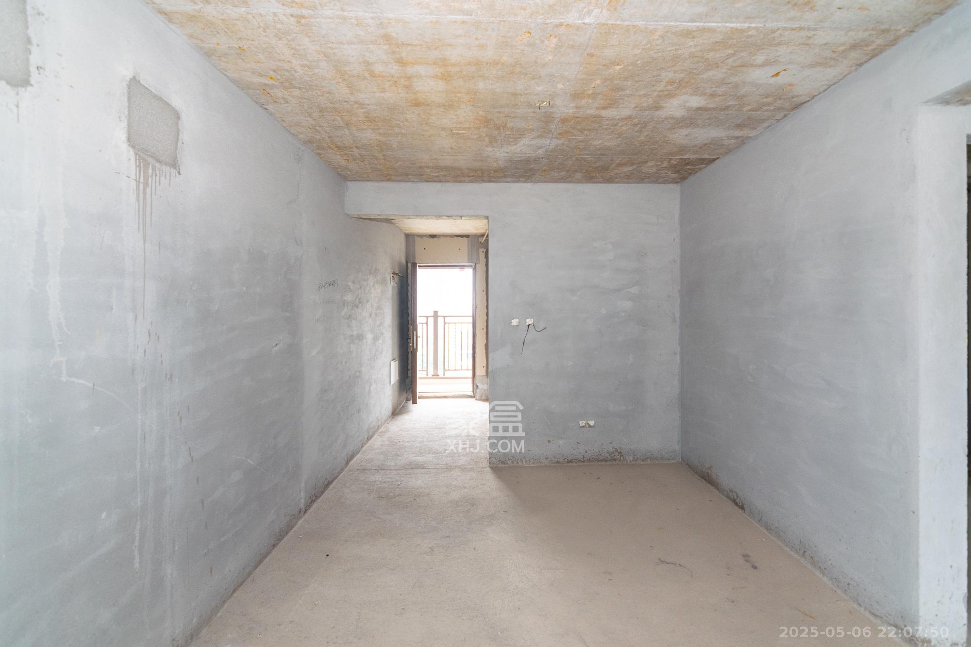 阳光城联利悦澜府  2室2厅1卫    54.0万 阳光城联利悦澜府  2室2厅1卫    54.0万客厅