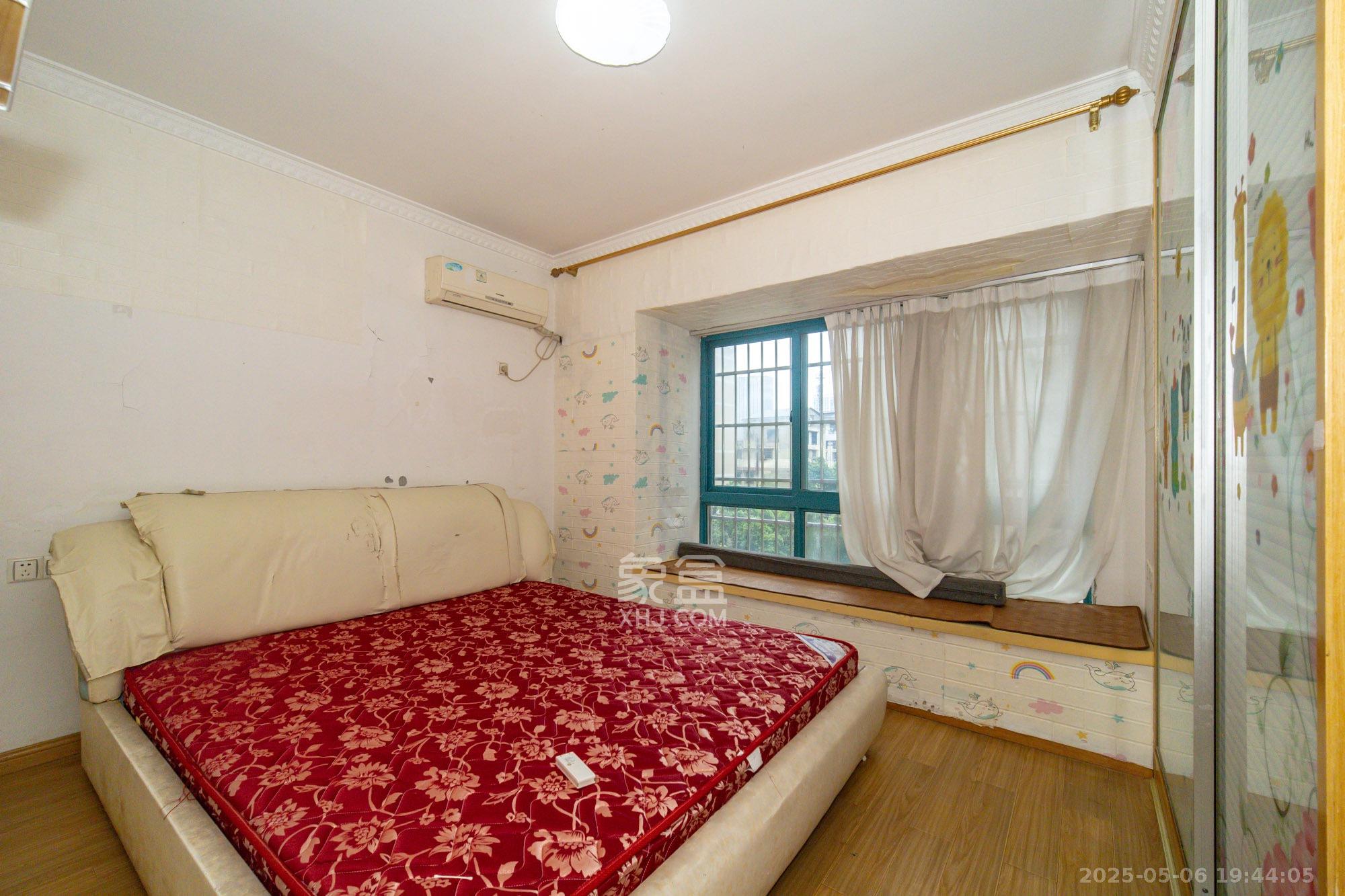 蝴蝶谷 2室2厅1卫 48.8万 蝴蝶谷 2室2厅1卫 48.8万卧室