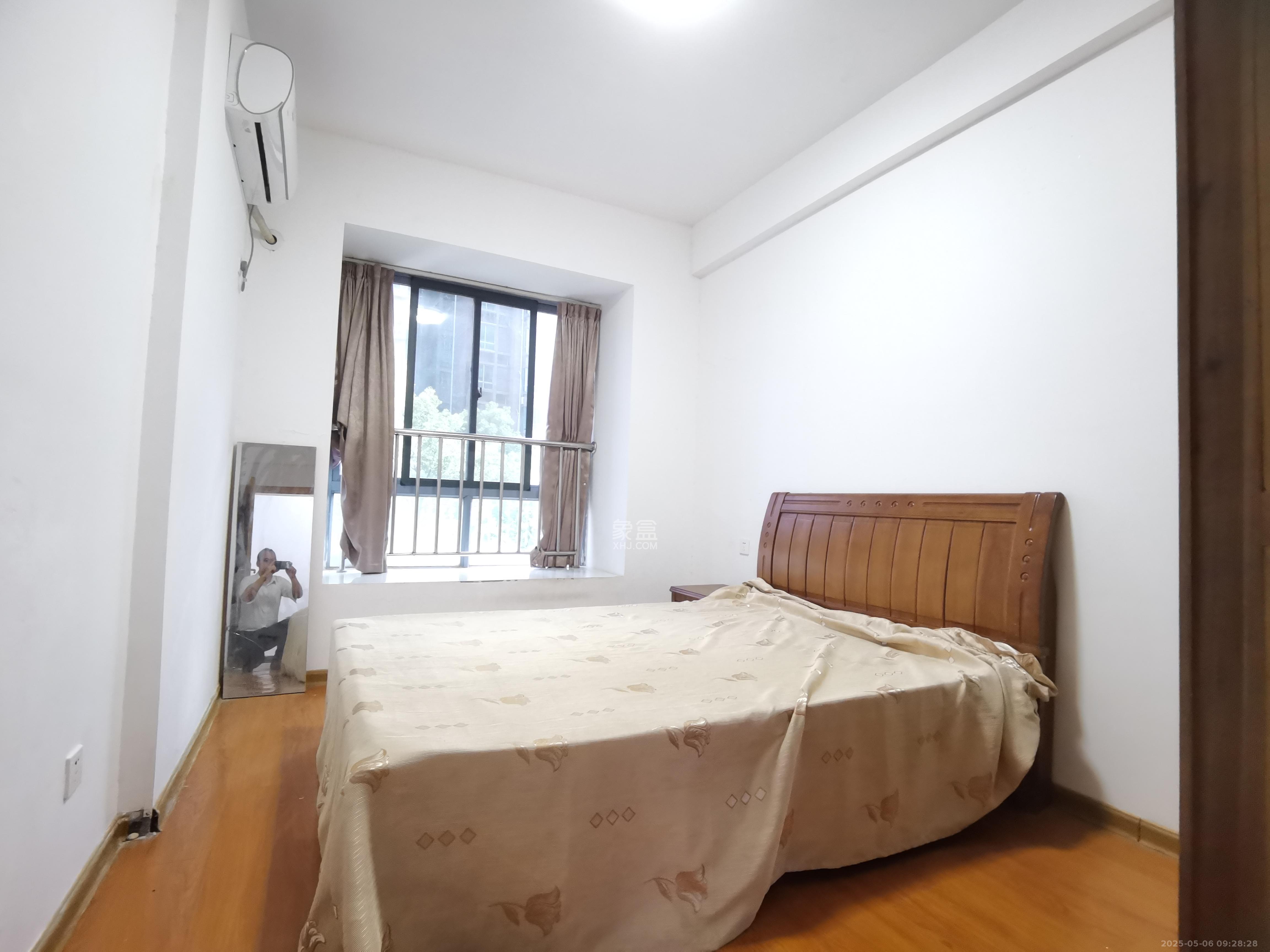 夏威夷碧水春城（碧桂园城市花园）  3室2厅2卫   2500.00元/月室内图