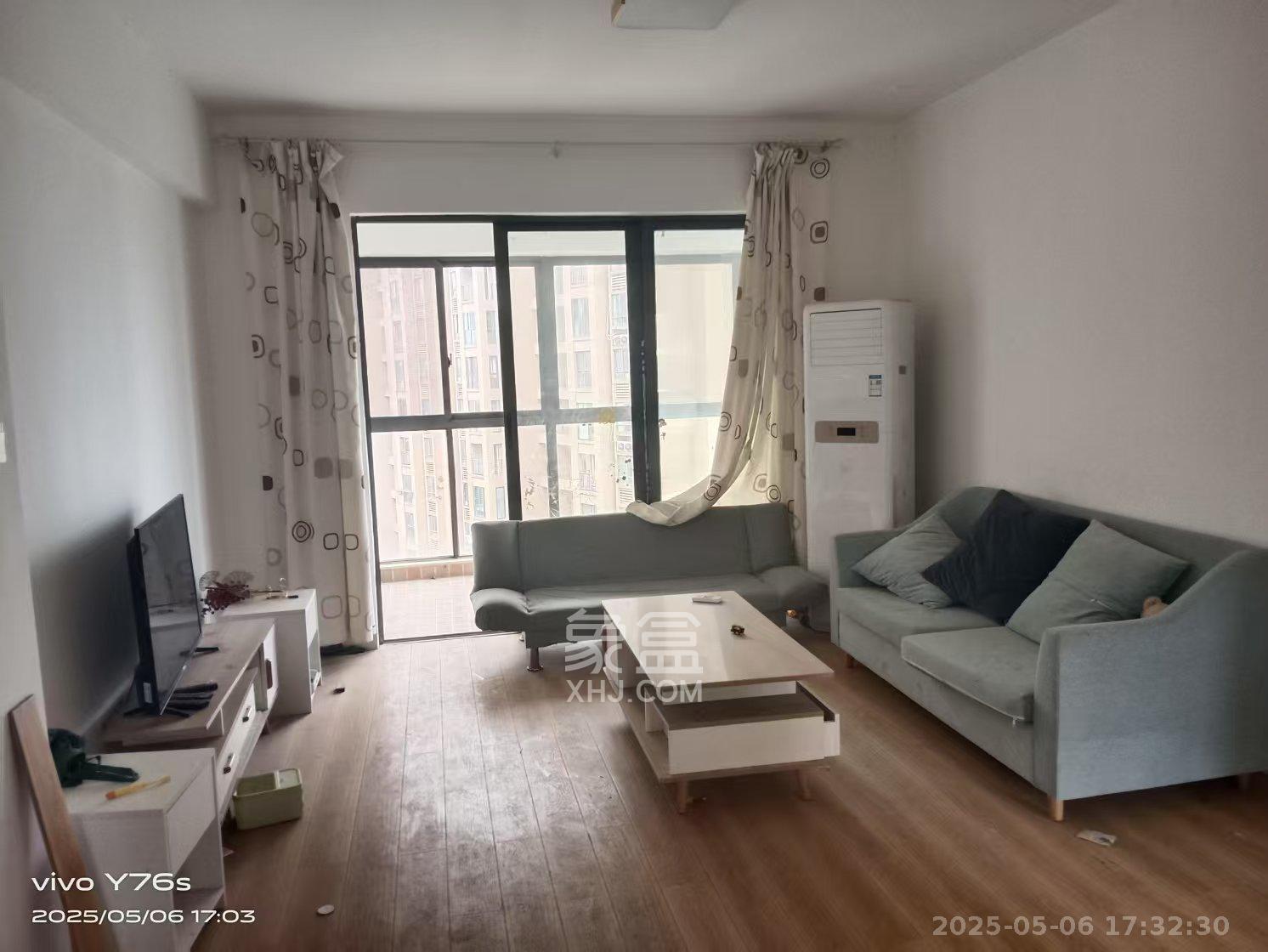 和美星城  2室1厅1卫    1800.0元/月 和美星城  2室1厅1卫    1800.0元/月室内图