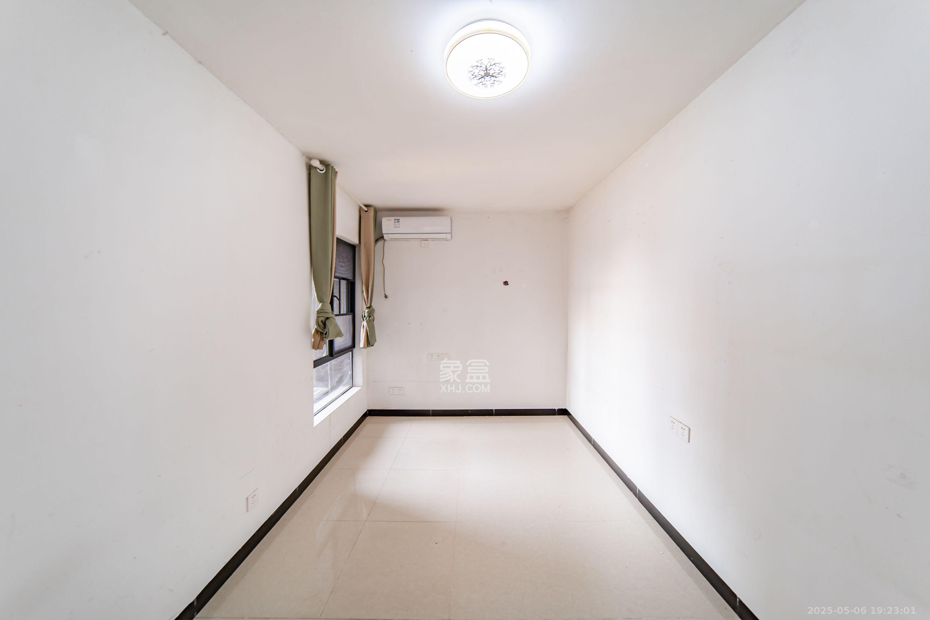 湘熙水郡(观澜海赋家园) 3室2厅1卫 2200.0元/月 湘熙水郡(观澜海赋家园) 3室2厅1卫 2200.0元/月室内图