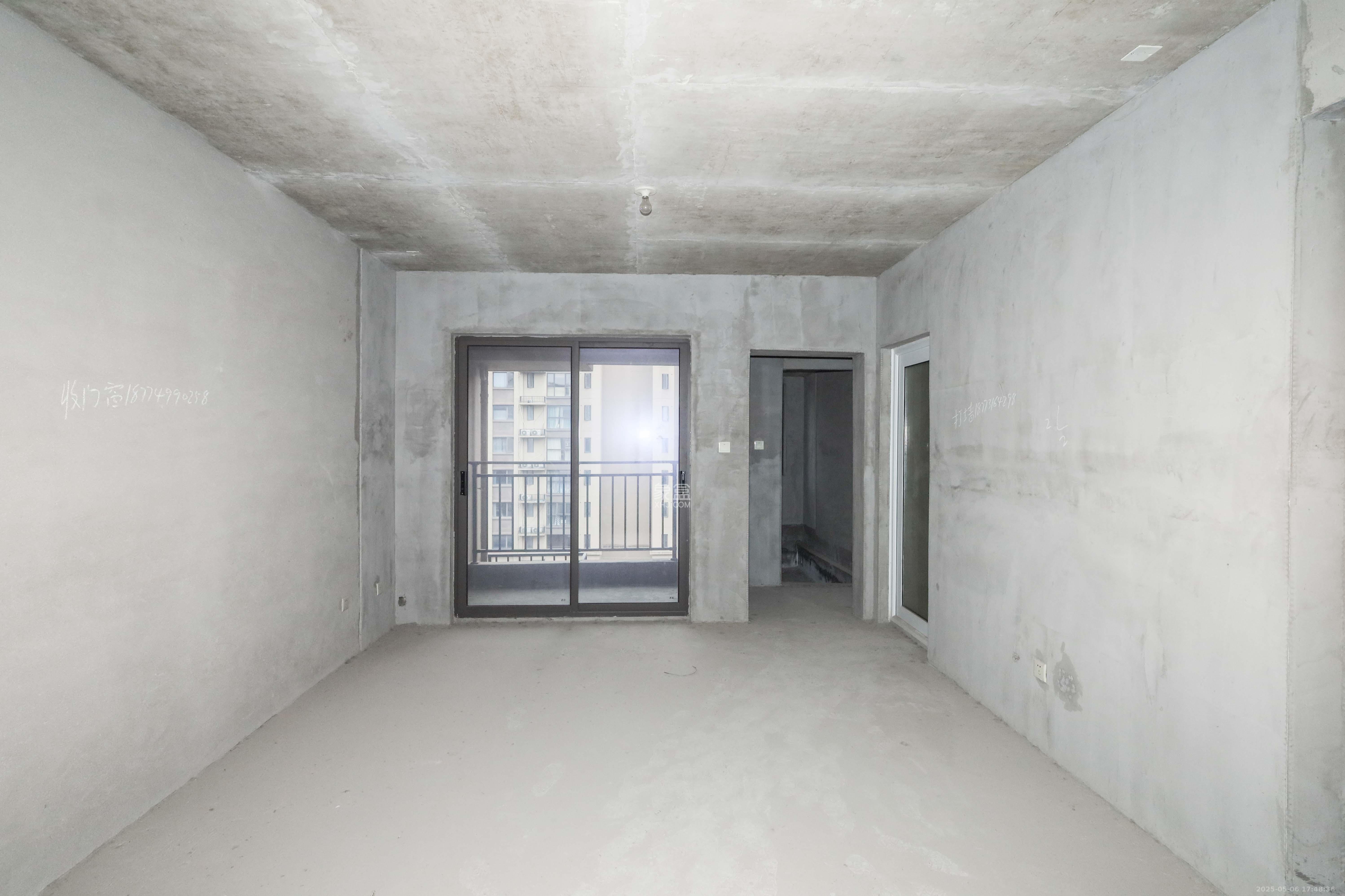 梅溪湖合能璞丽  3室2厅2卫    120.0万 梅溪湖合能璞丽  3室2厅2卫    120.0万客厅