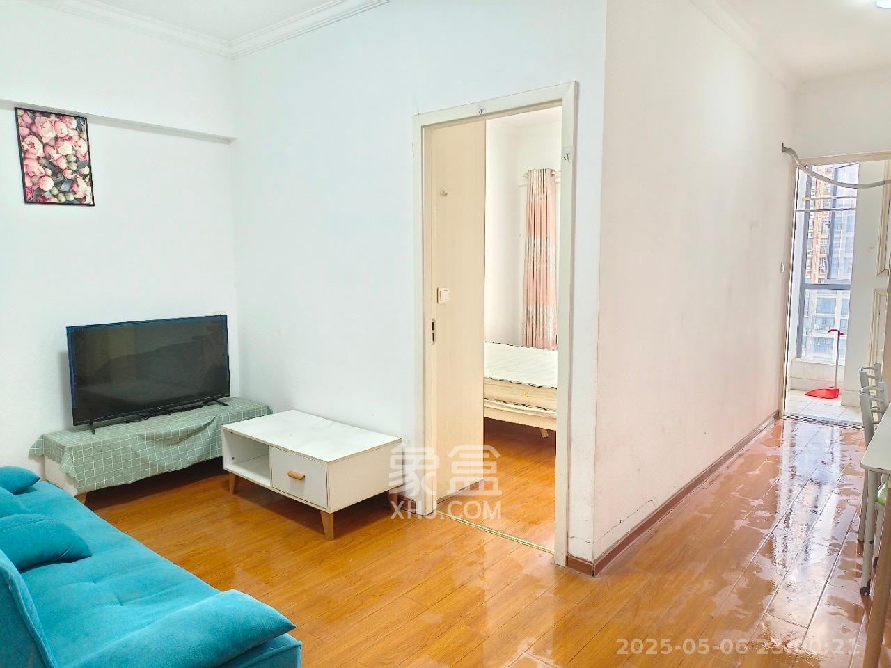 丰园城(鄱阳小区二期) 1室1厅1卫 1200.0元/月 丰园城(鄱阳小区二期) 1室1厅1卫 1200.0元/月室内图