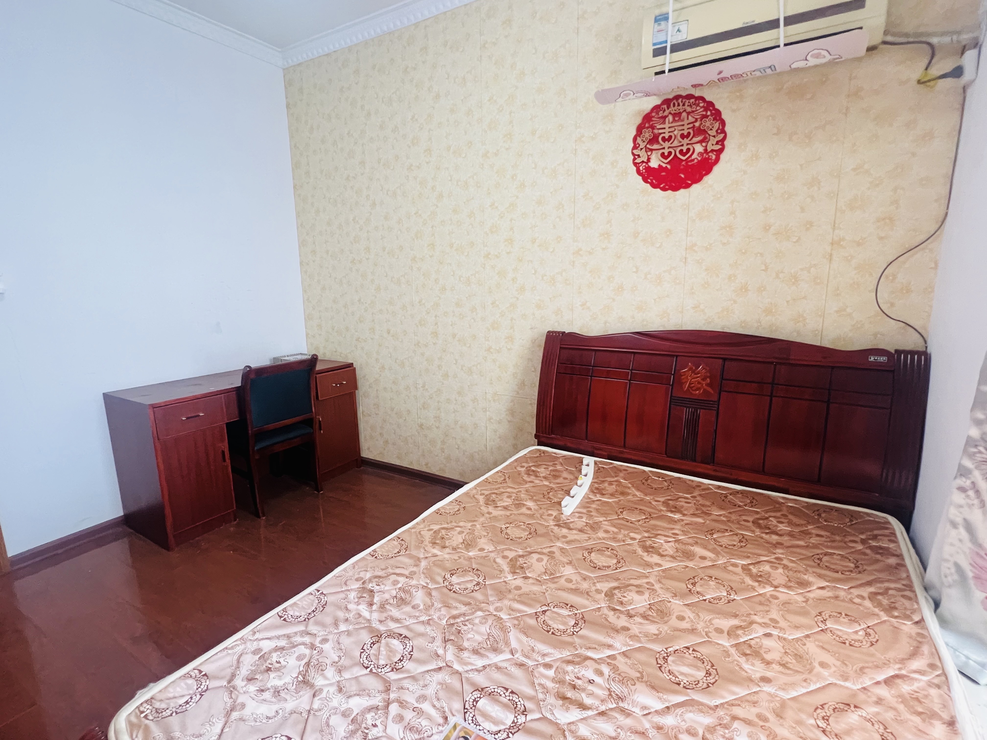 中天国际花园  3室2厅2卫    50.0万 中天国际花园  3室2厅2卫    50.0万客厅