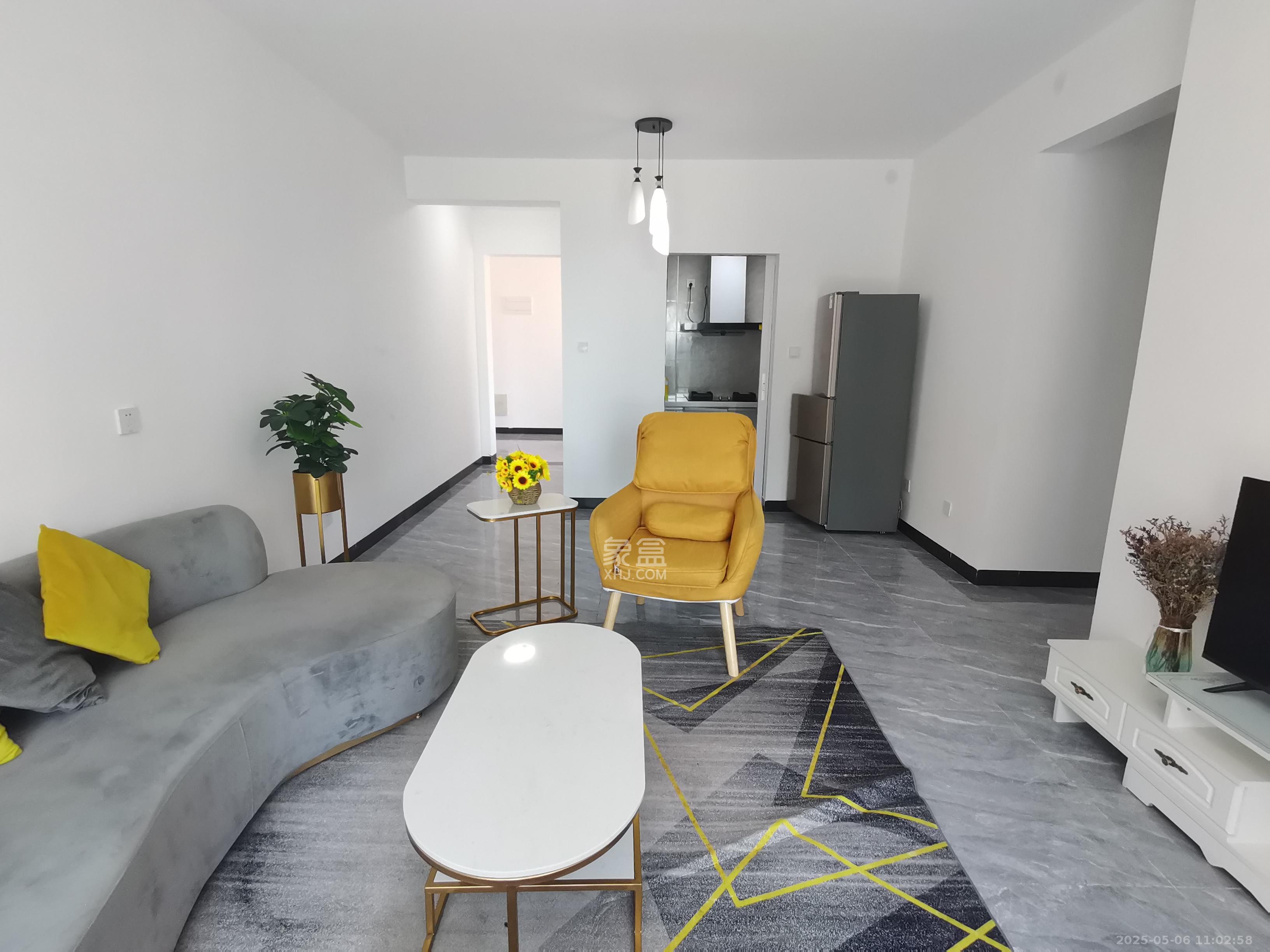 融创融公馆(融创臻苑) 3室2厅2卫 2600.0元/月 融创融公馆(融创臻苑) 3室2厅2卫 2600.0元/月室内图