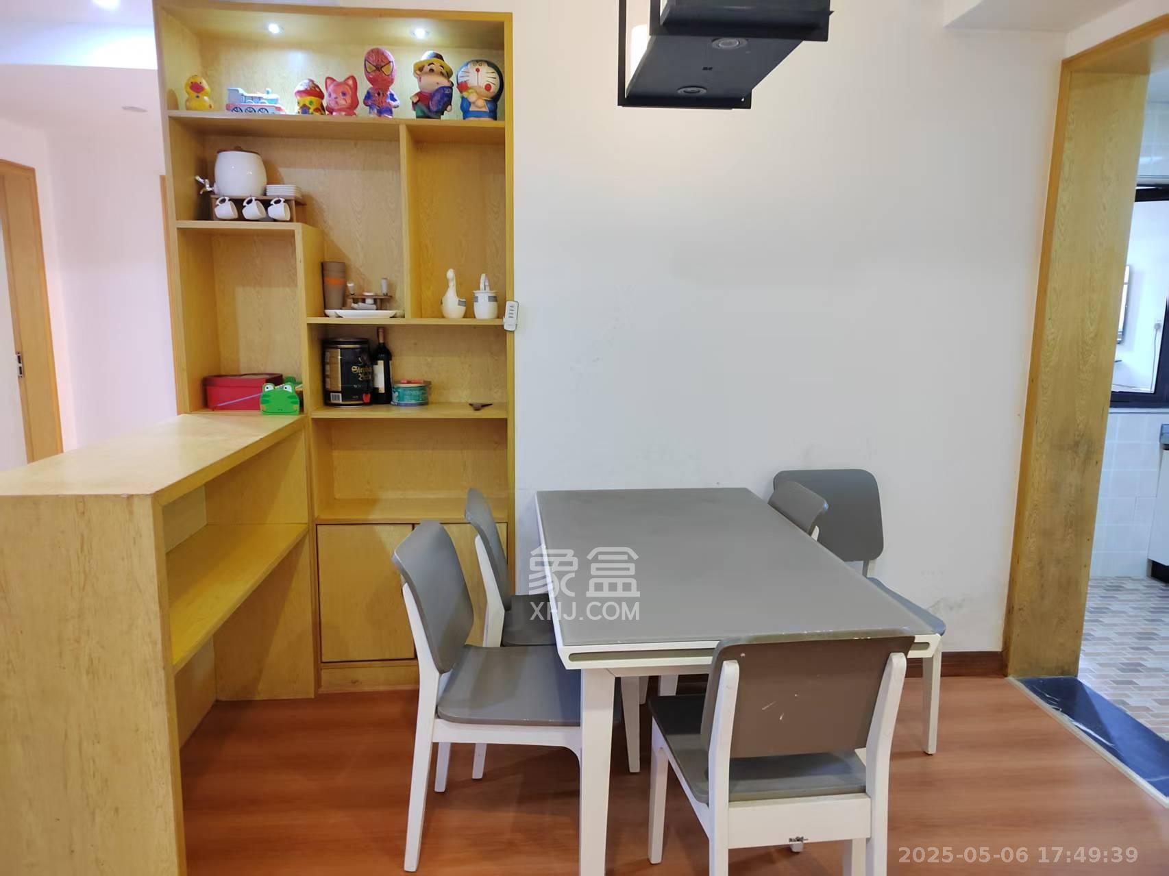 金侨城 3室2厅1卫 1400.0元/月 金侨城 3室2厅1卫 1400.0元/月室内图